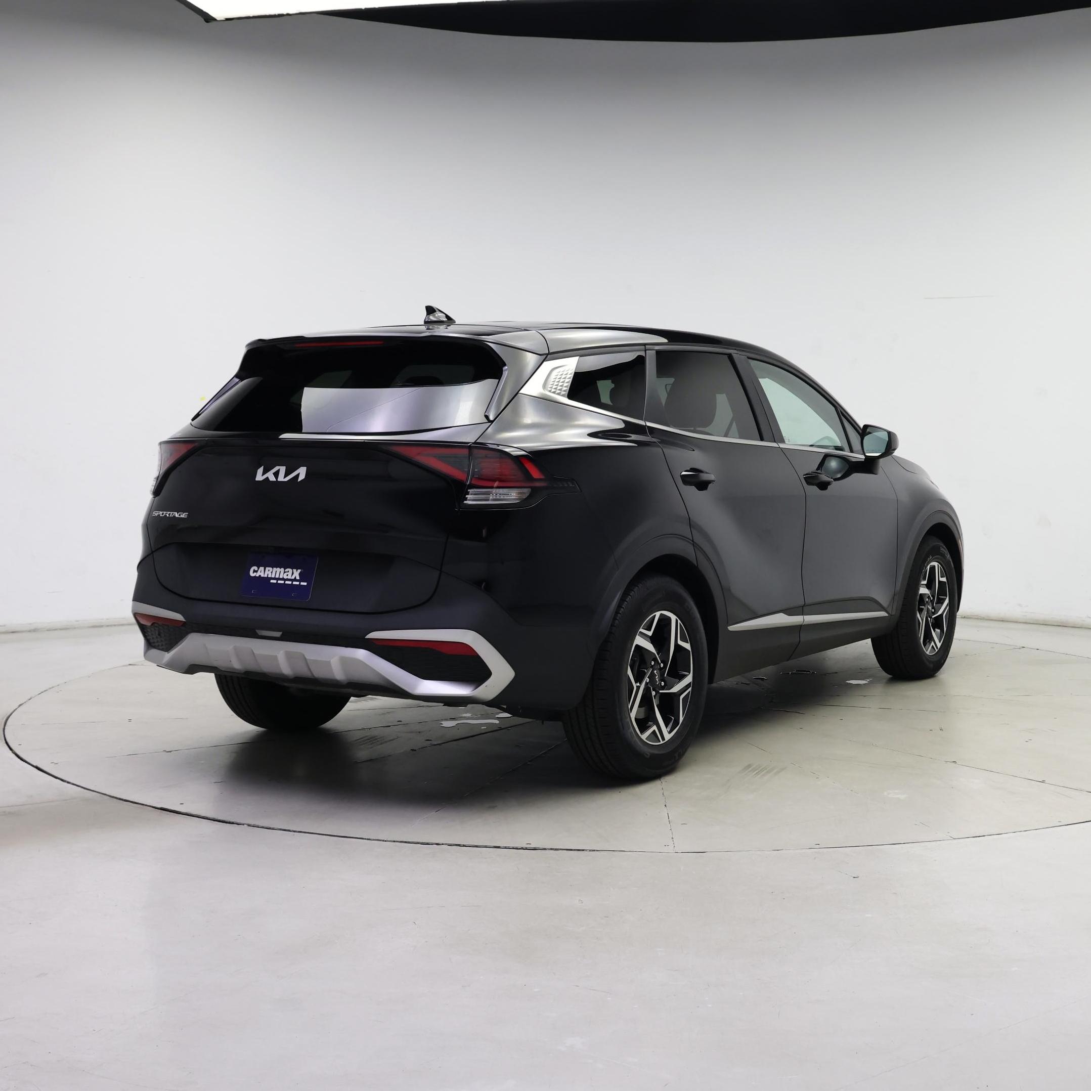 Thumbnail: 2023 Kia Sportage - 8