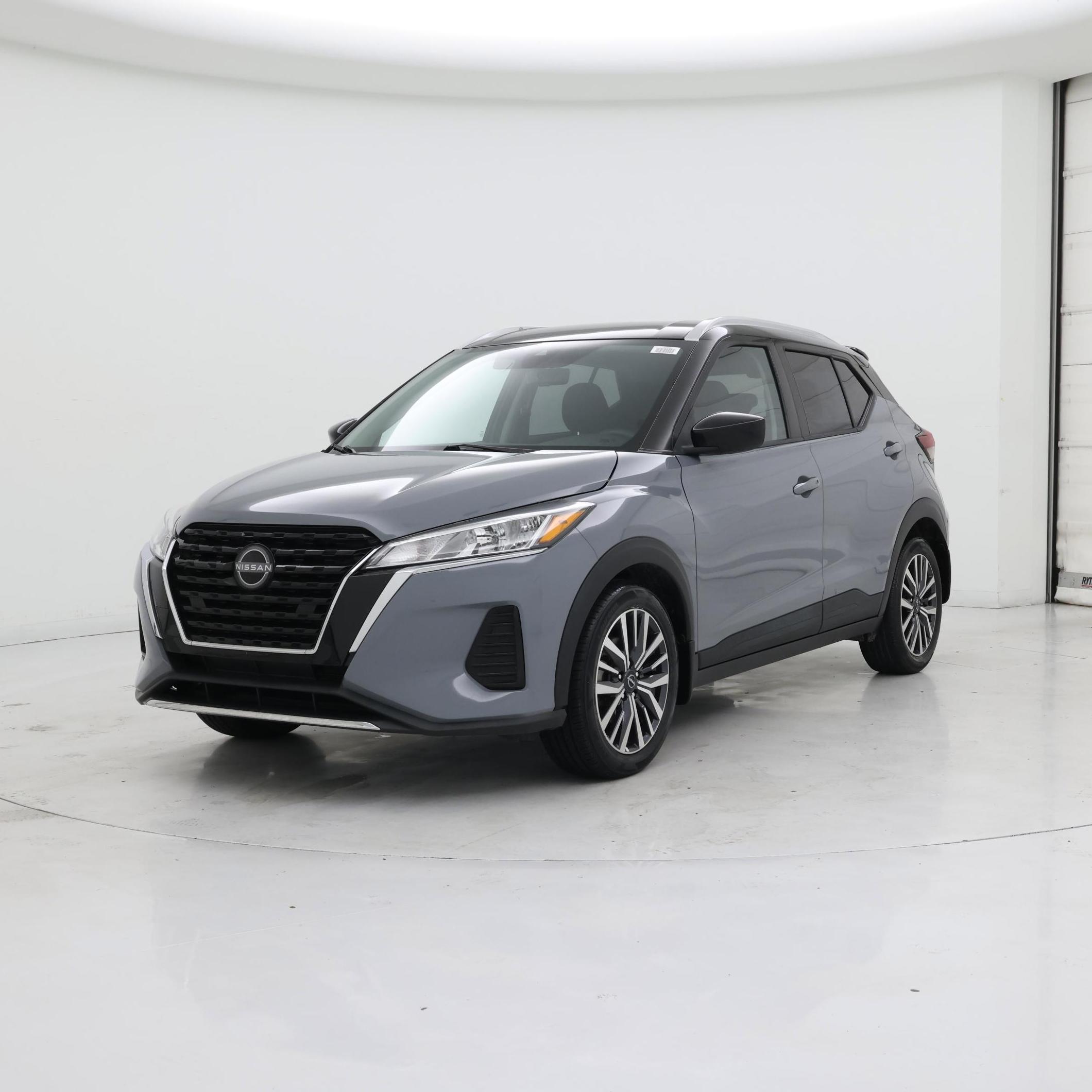 Thumbnail: 2022 Nissan Kicks - 4