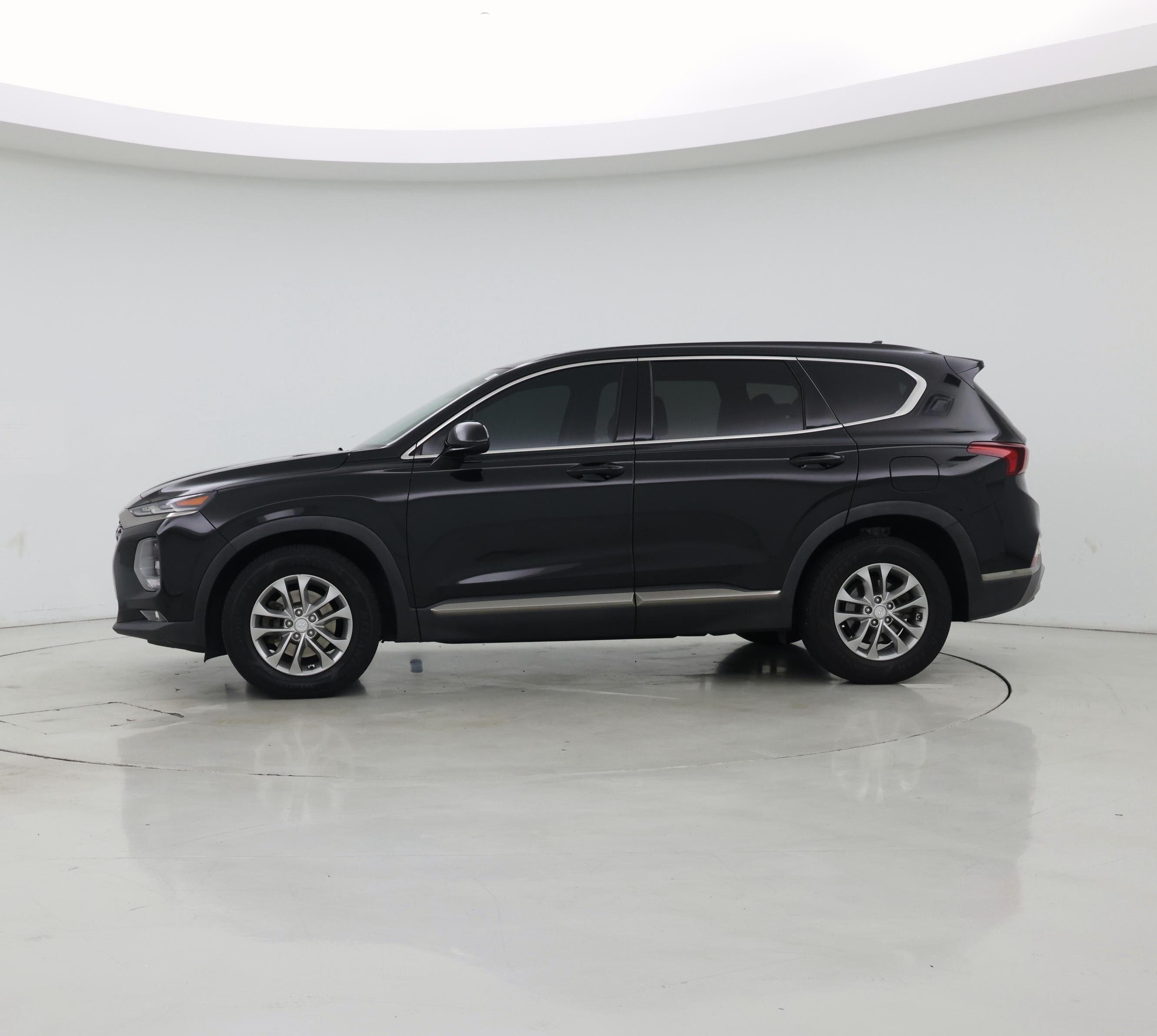 Thumbnail: 2019 Hyundai Santa Fe - 3