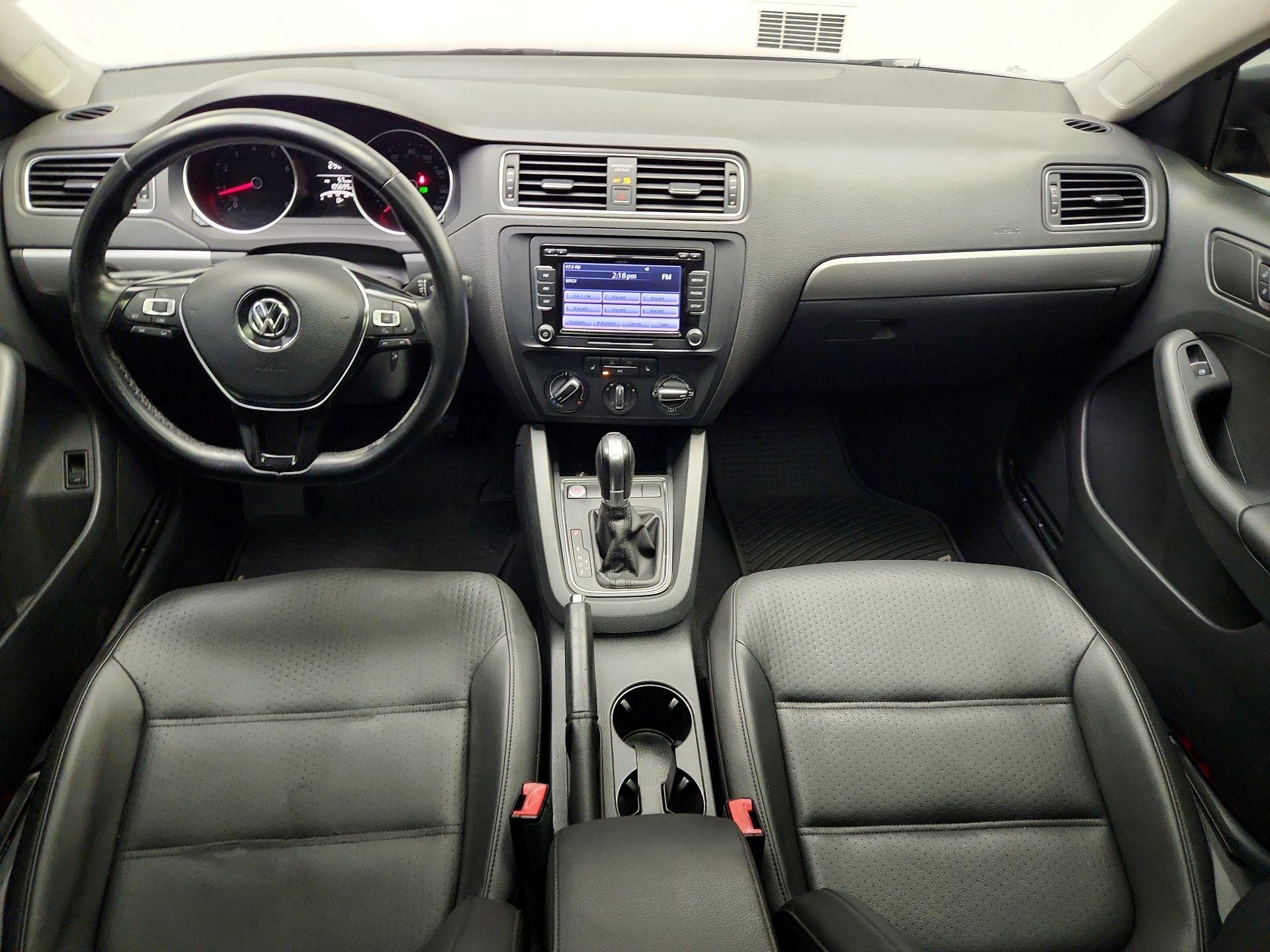 Thumbnail: 2015 Volkswagen Jetta - 9