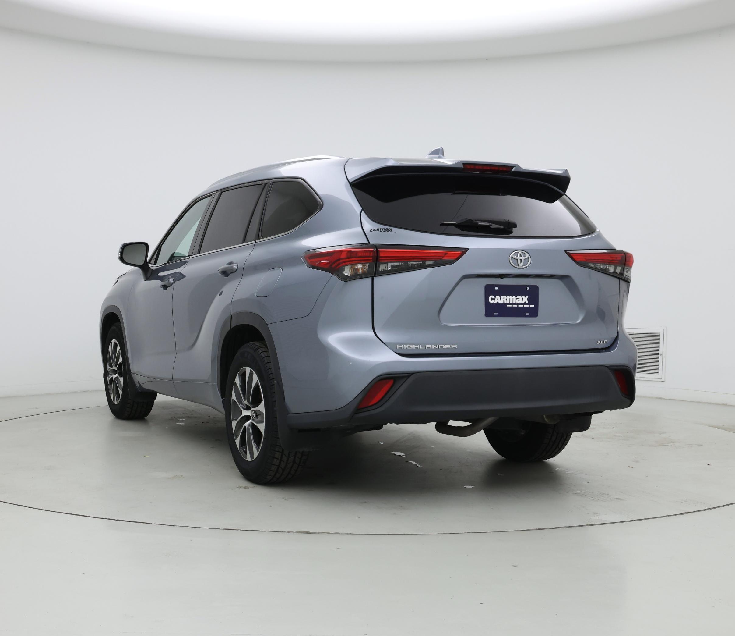 Thumbnail: 2021 Toyota Highlander - 2