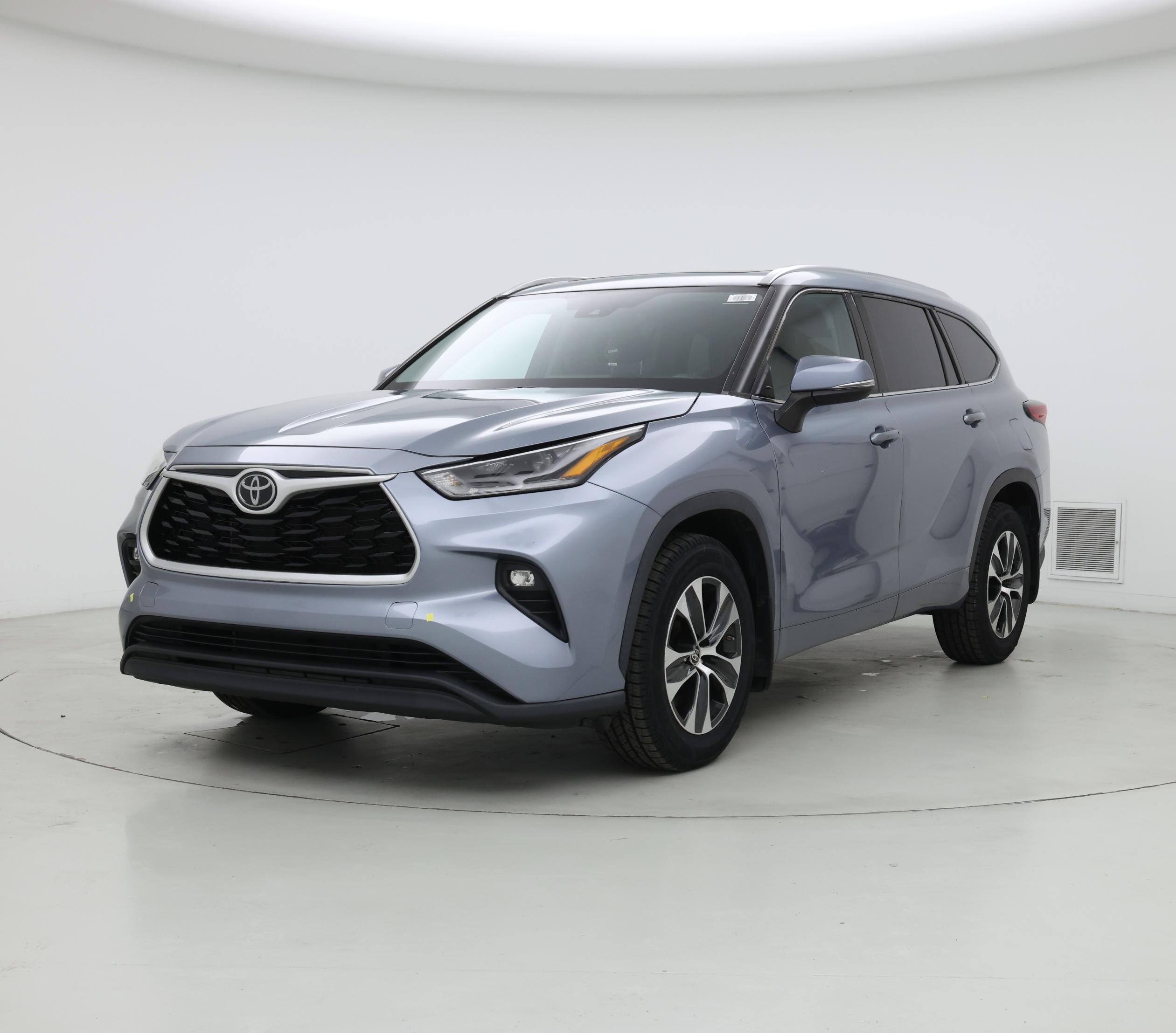 Thumbnail: 2021 Toyota Highlander - 4