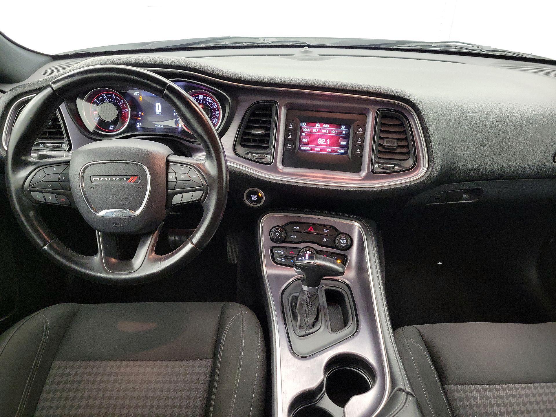 Thumbnail: 2017 Dodge Challenger - 9