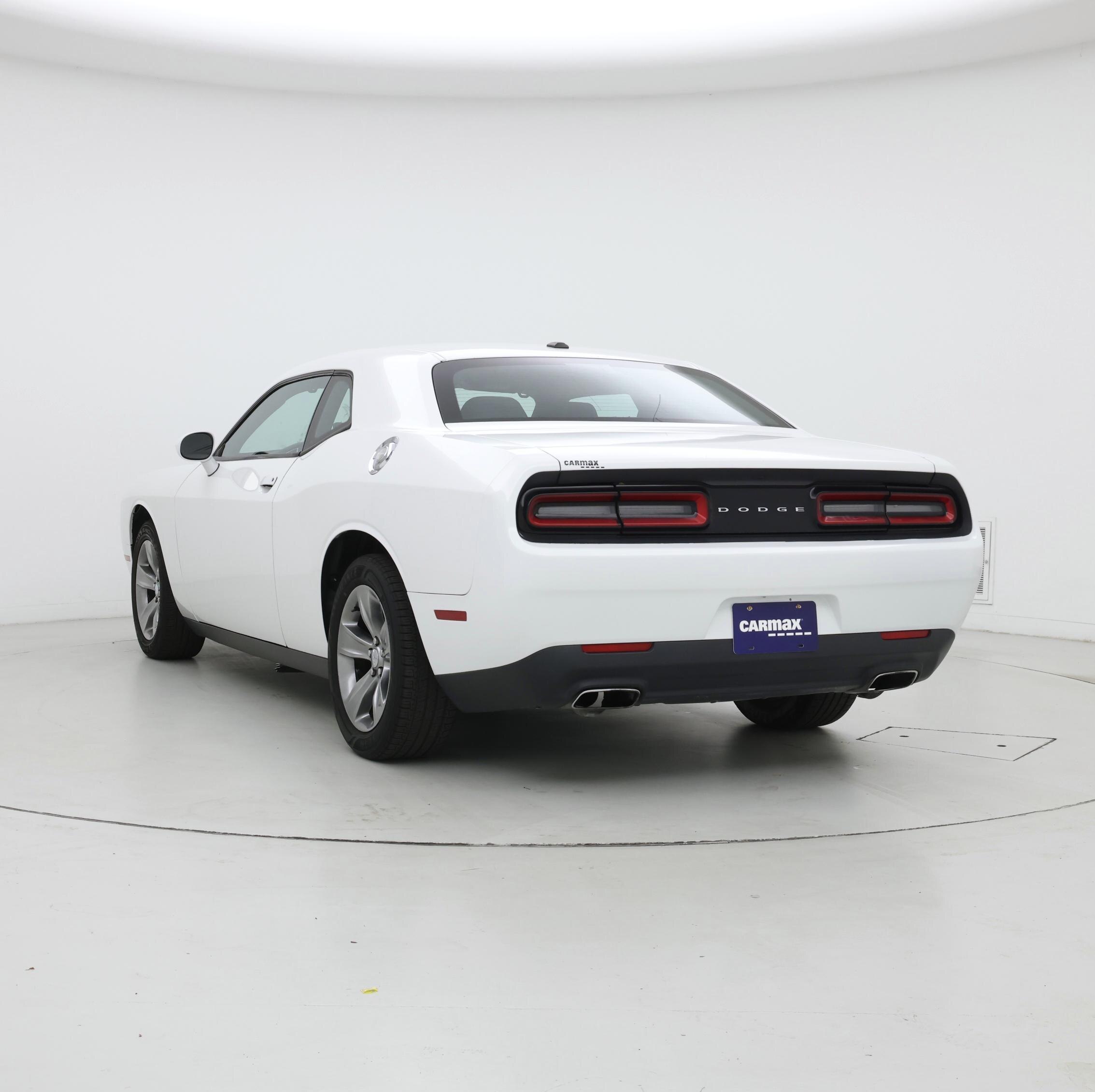 Thumbnail: 2017 Dodge Challenger - 2