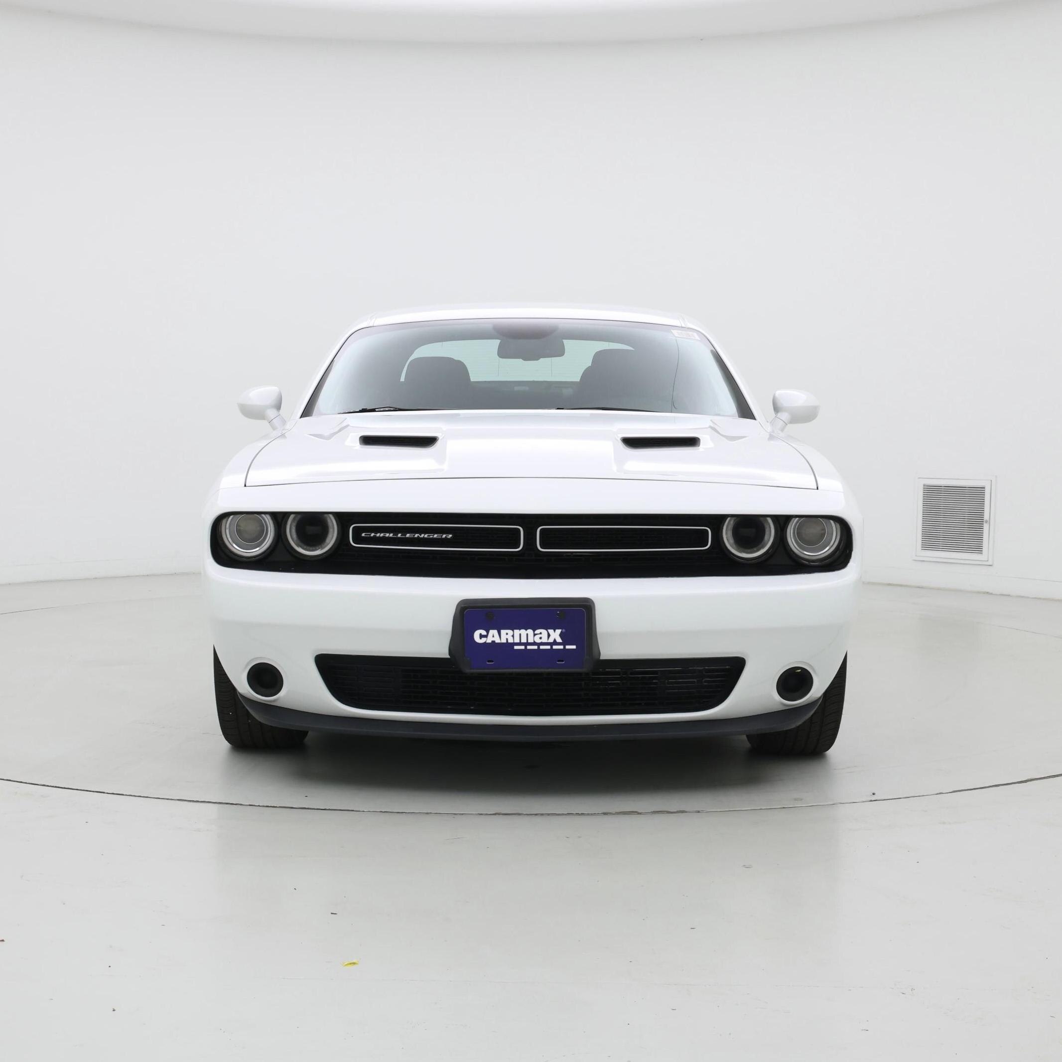 Thumbnail: 2017 Dodge Challenger - 5