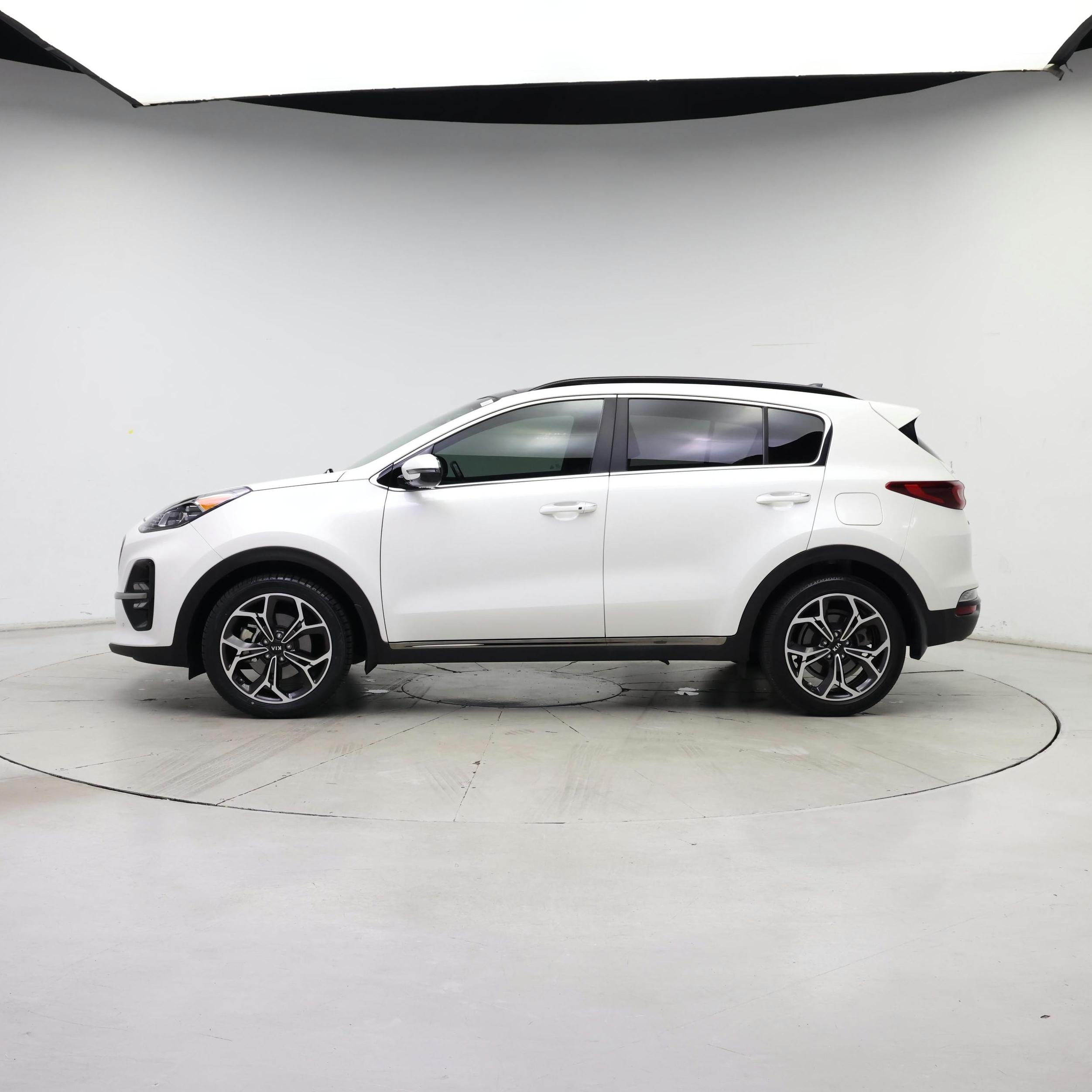 Thumbnail: 2021 Kia Sportage - 3