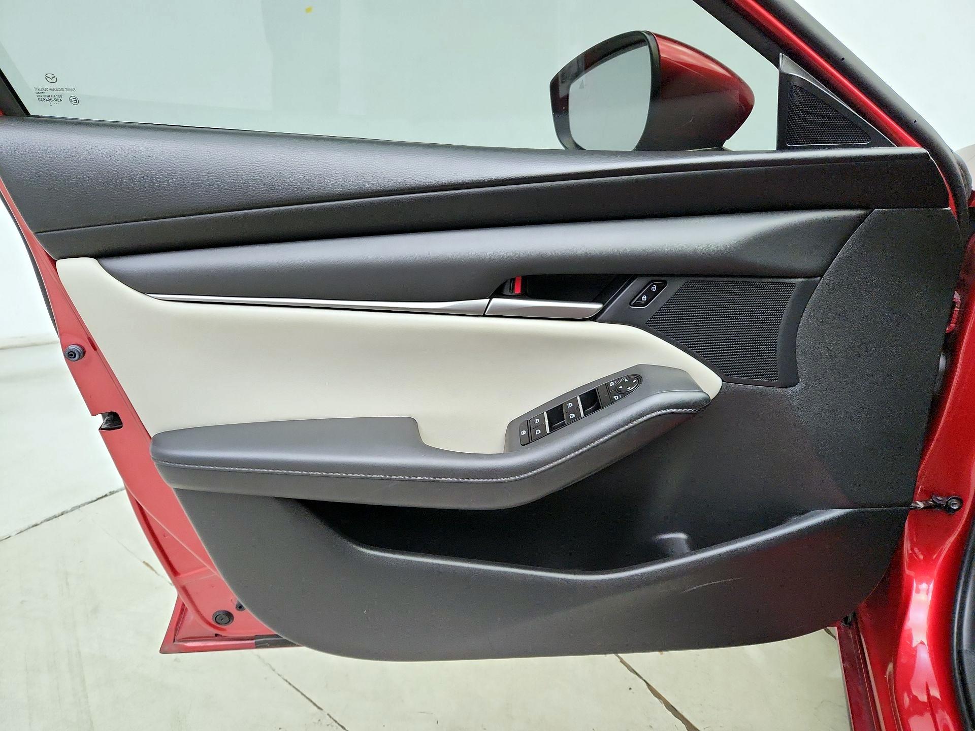 Thumbnail: 2020 Mazda Mazda3 - 12