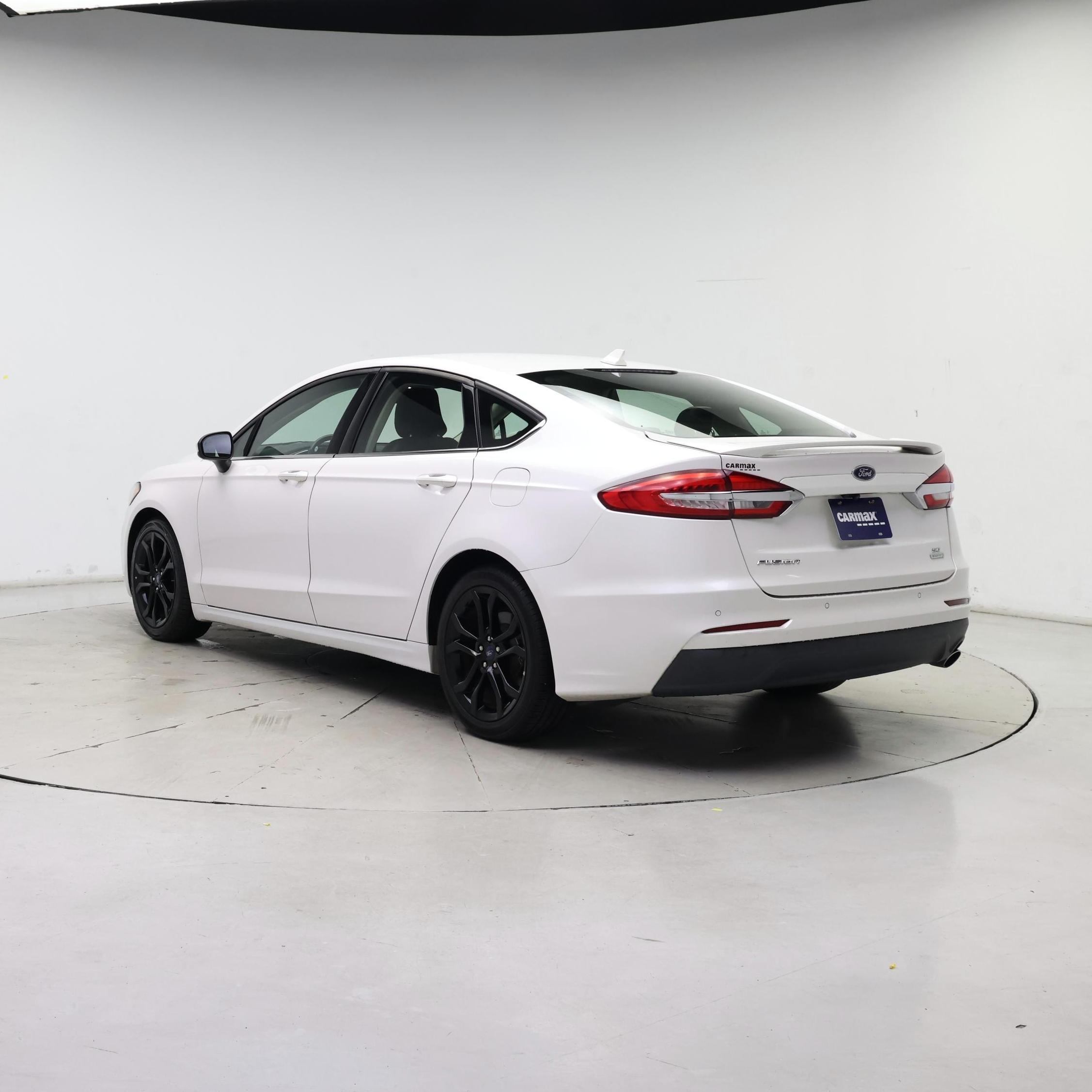 Thumbnail: 2019 Ford Fusion - 2