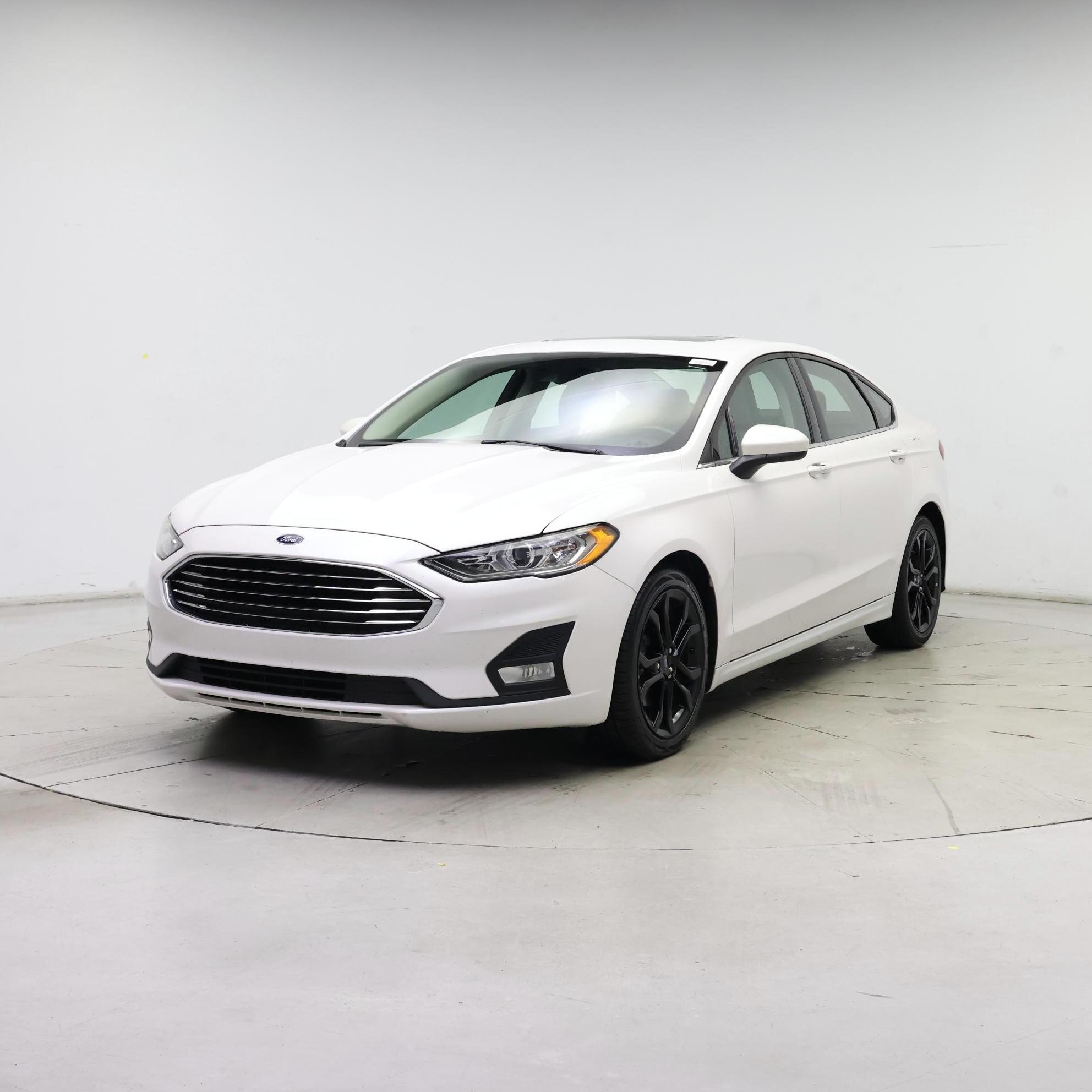 Thumbnail: 2019 Ford Fusion - 4