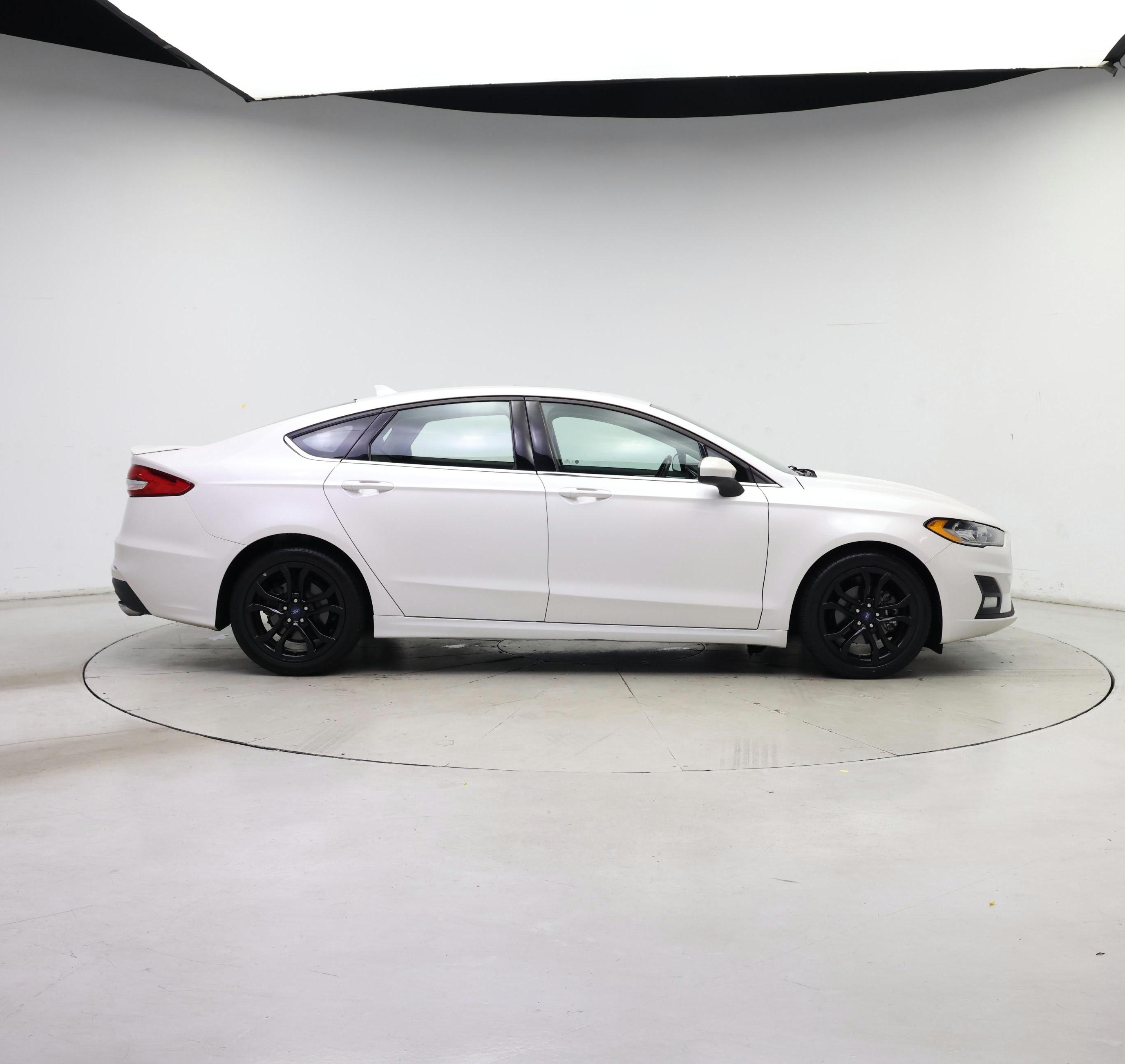 Thumbnail: 2019 Ford Fusion - 7