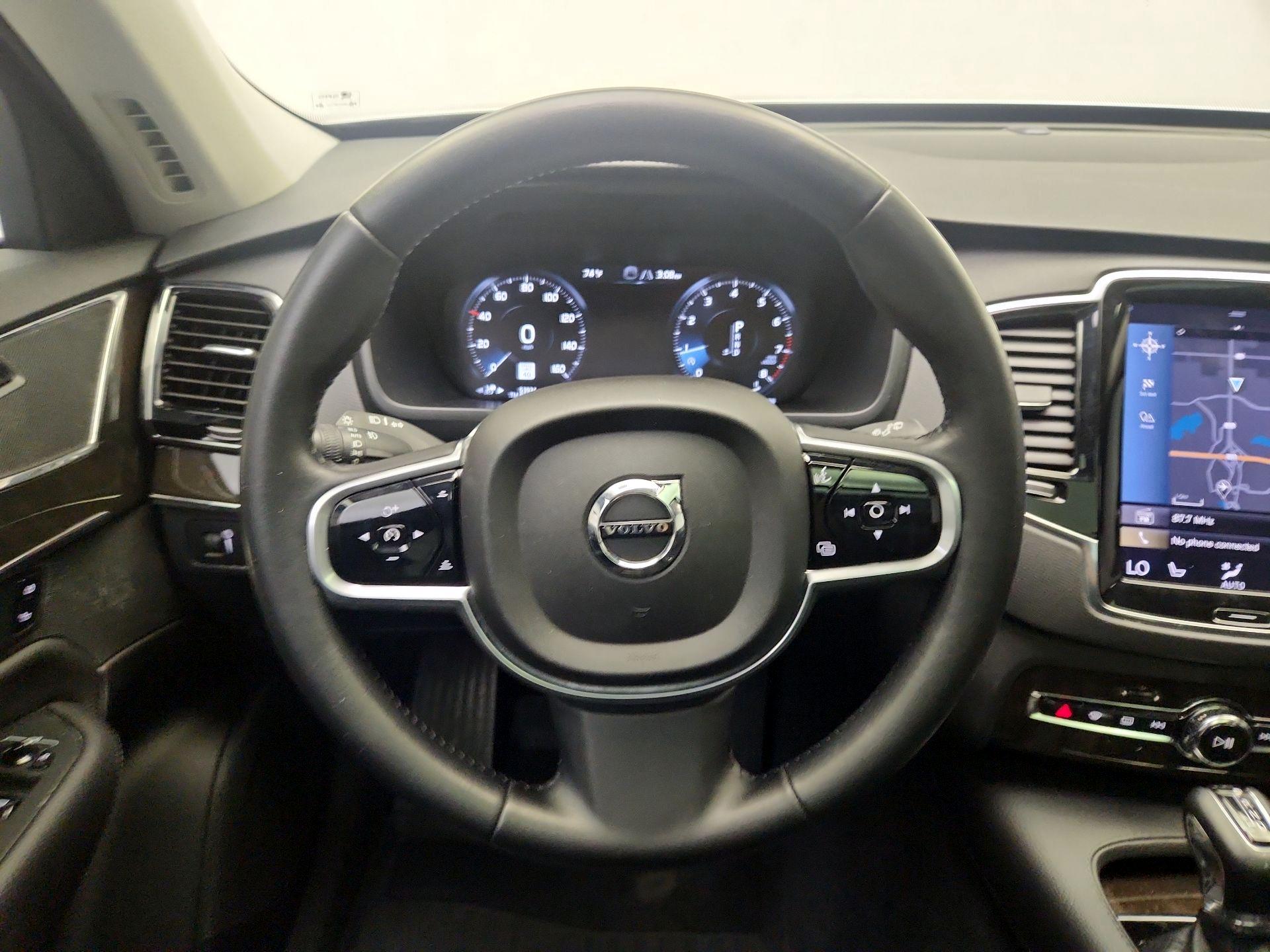 Thumbnail: 2017 Volvo XC90 - 10
