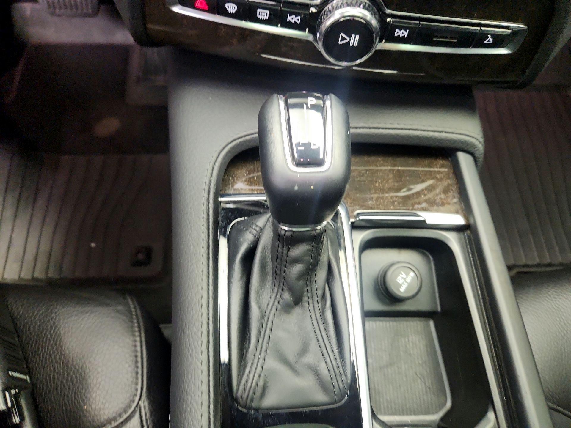 Thumbnail: 2017 Volvo XC90 - 18