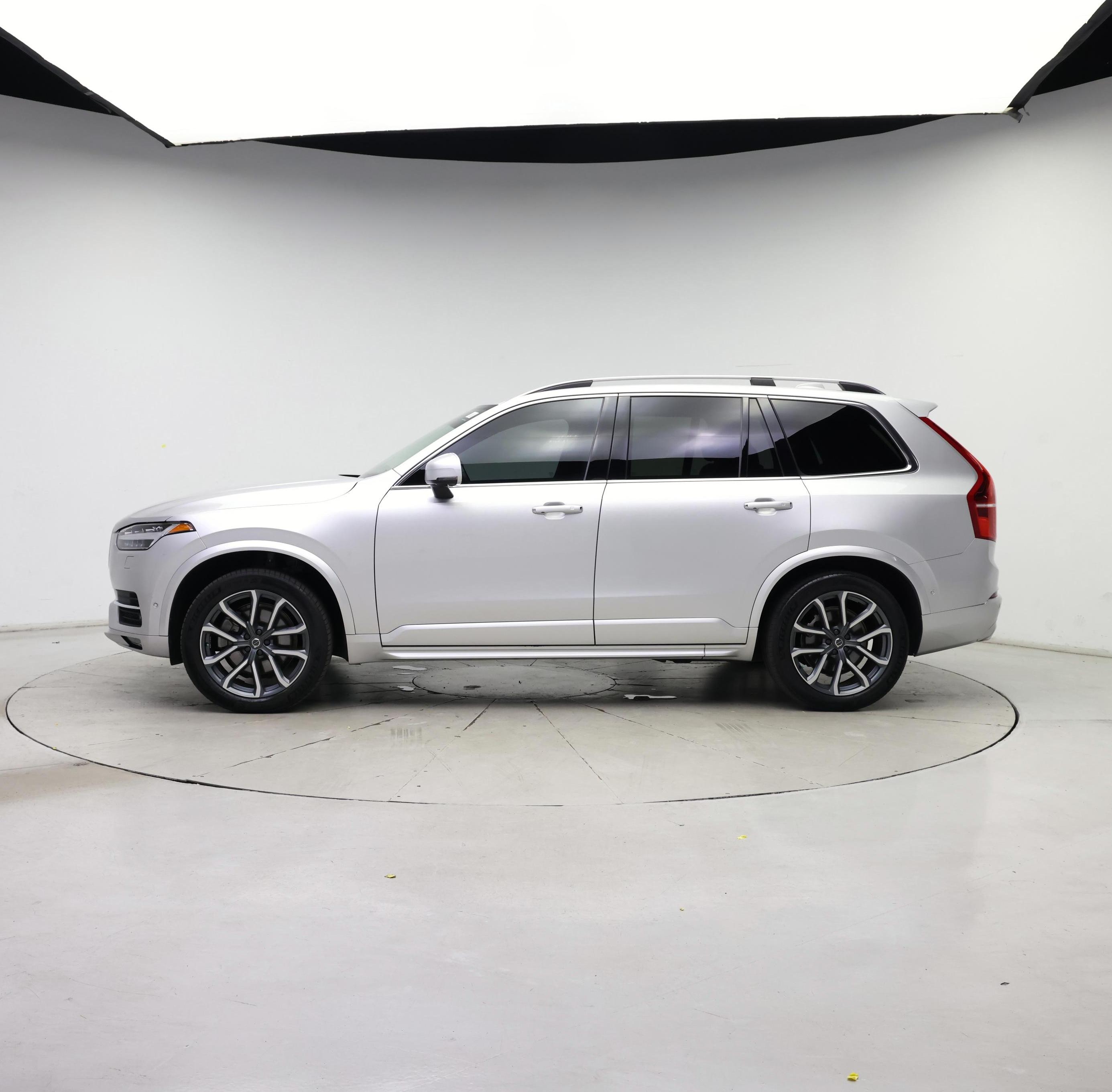 Thumbnail: 2017 Volvo XC90 - 3