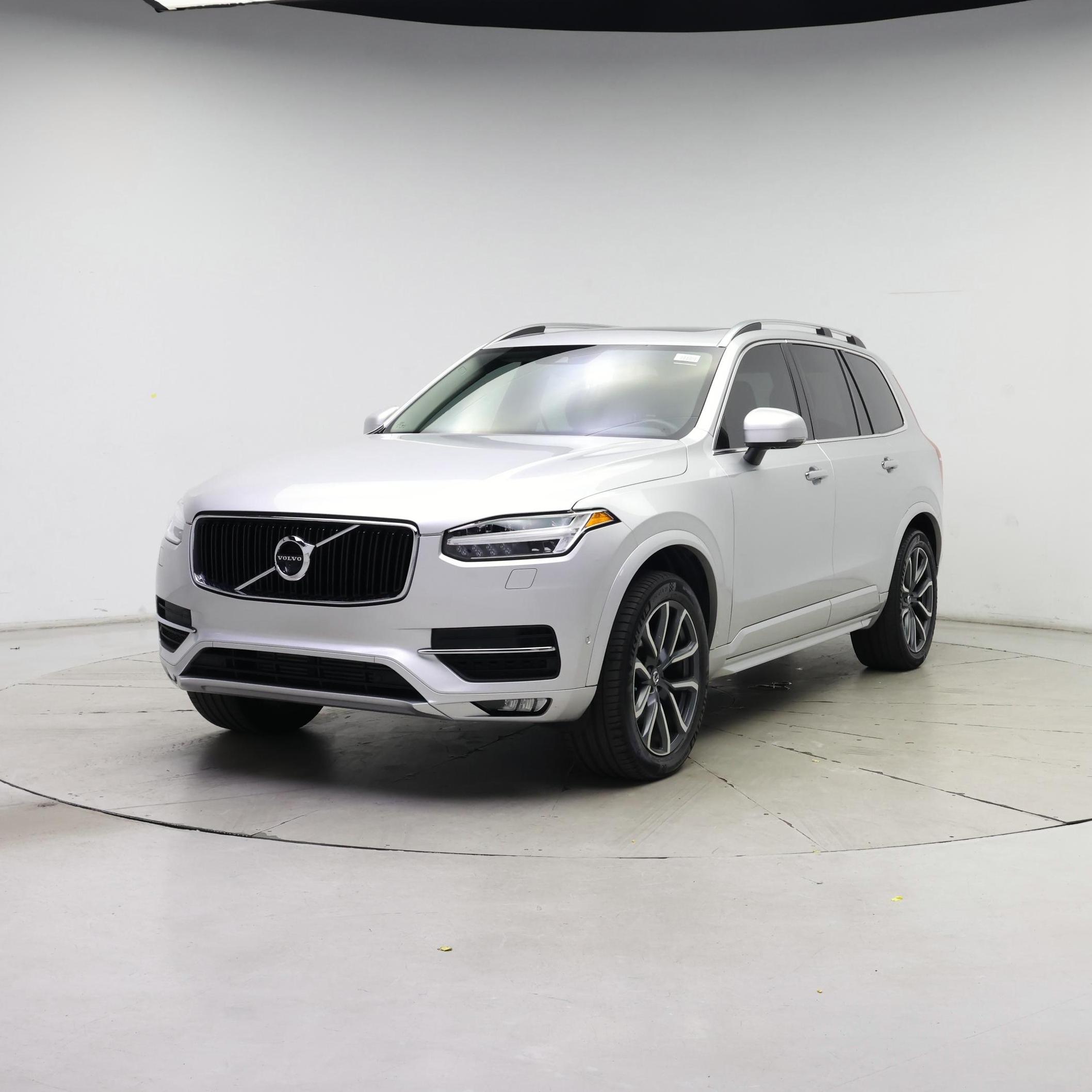 Thumbnail: 2017 Volvo XC90 - 4