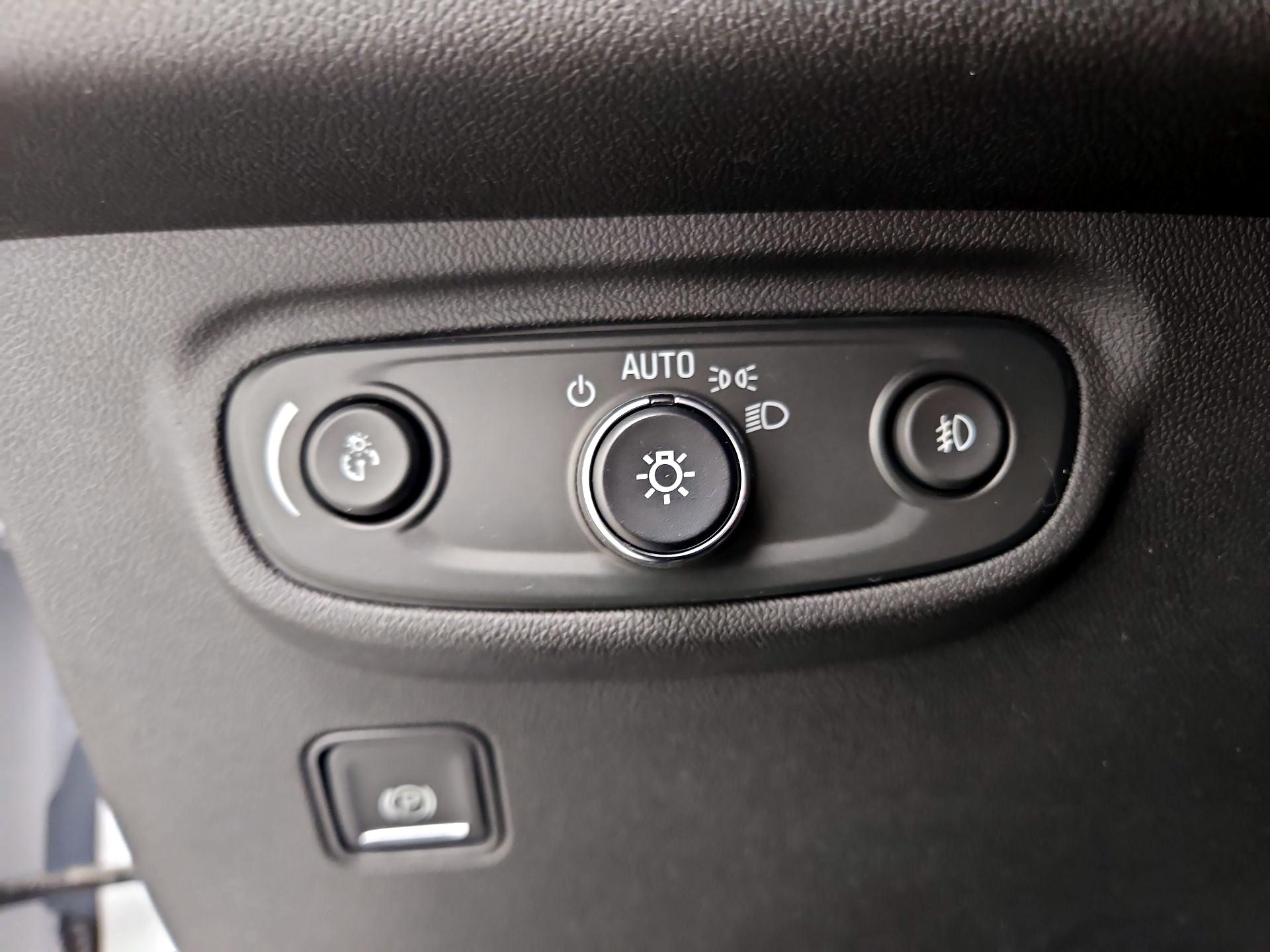 Thumbnail: 2020 GMC Terrain - 13