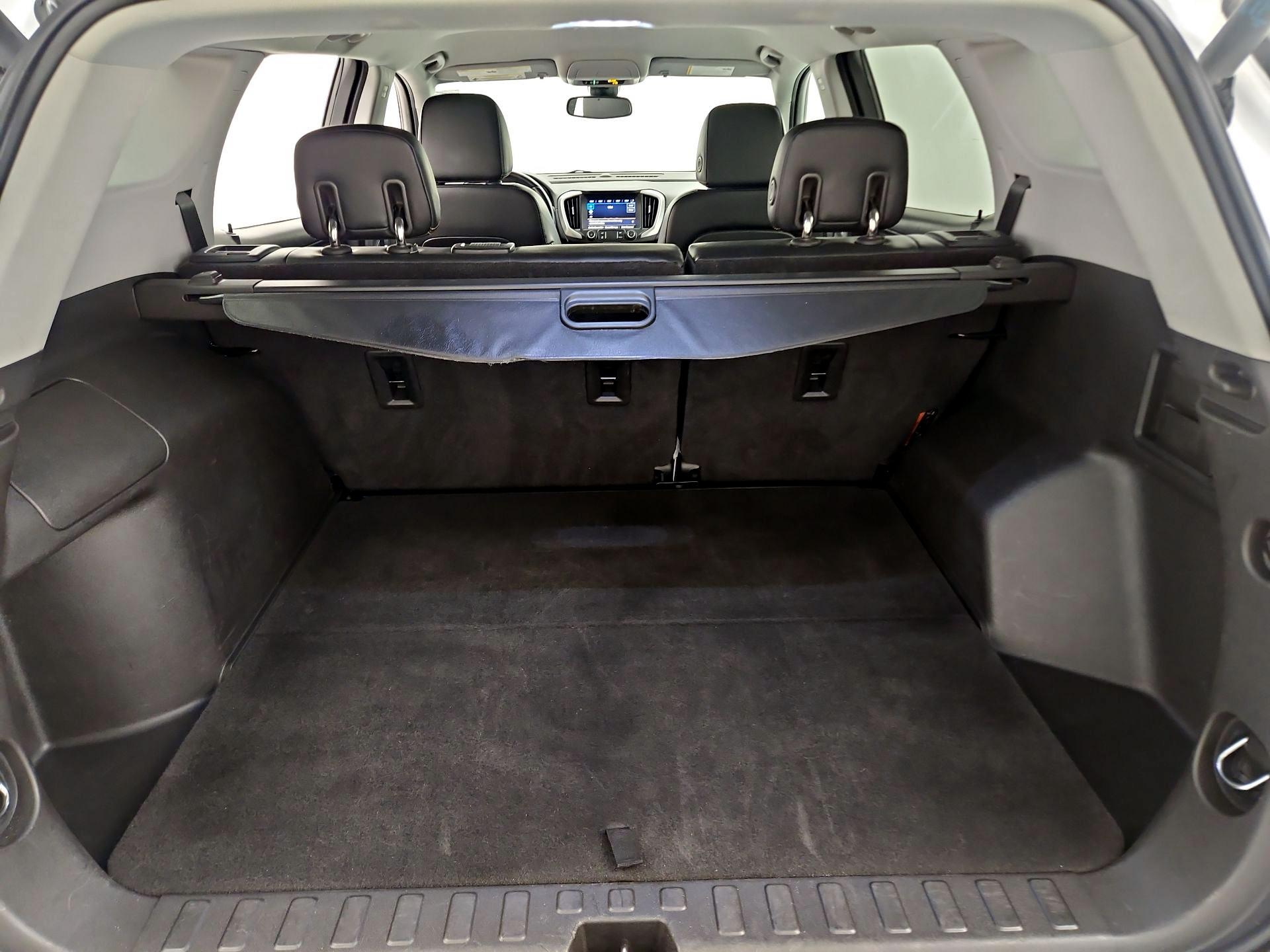 Thumbnail: 2020 GMC Terrain - 20