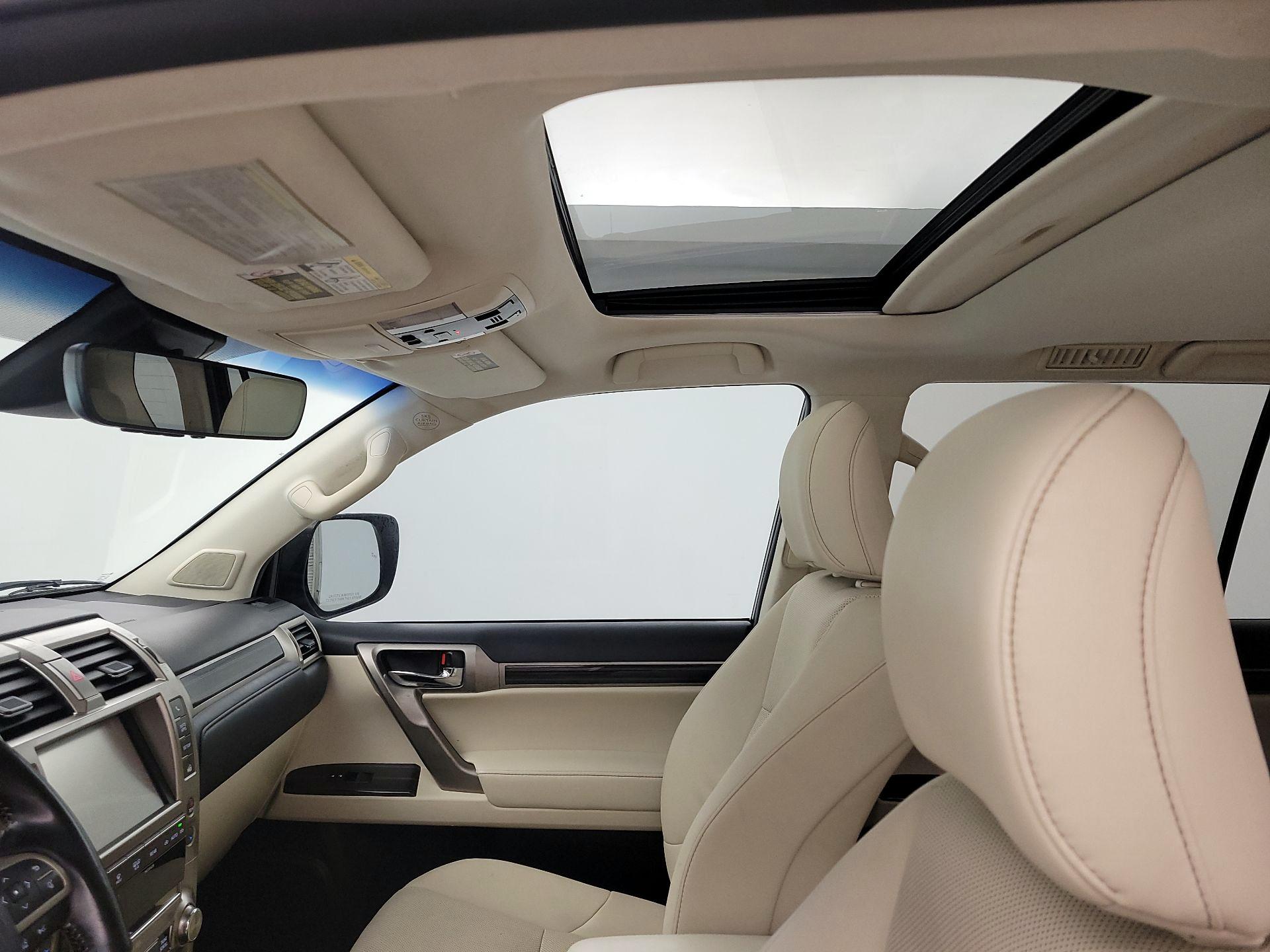 Thumbnail: 2021 Lexus GX - 20