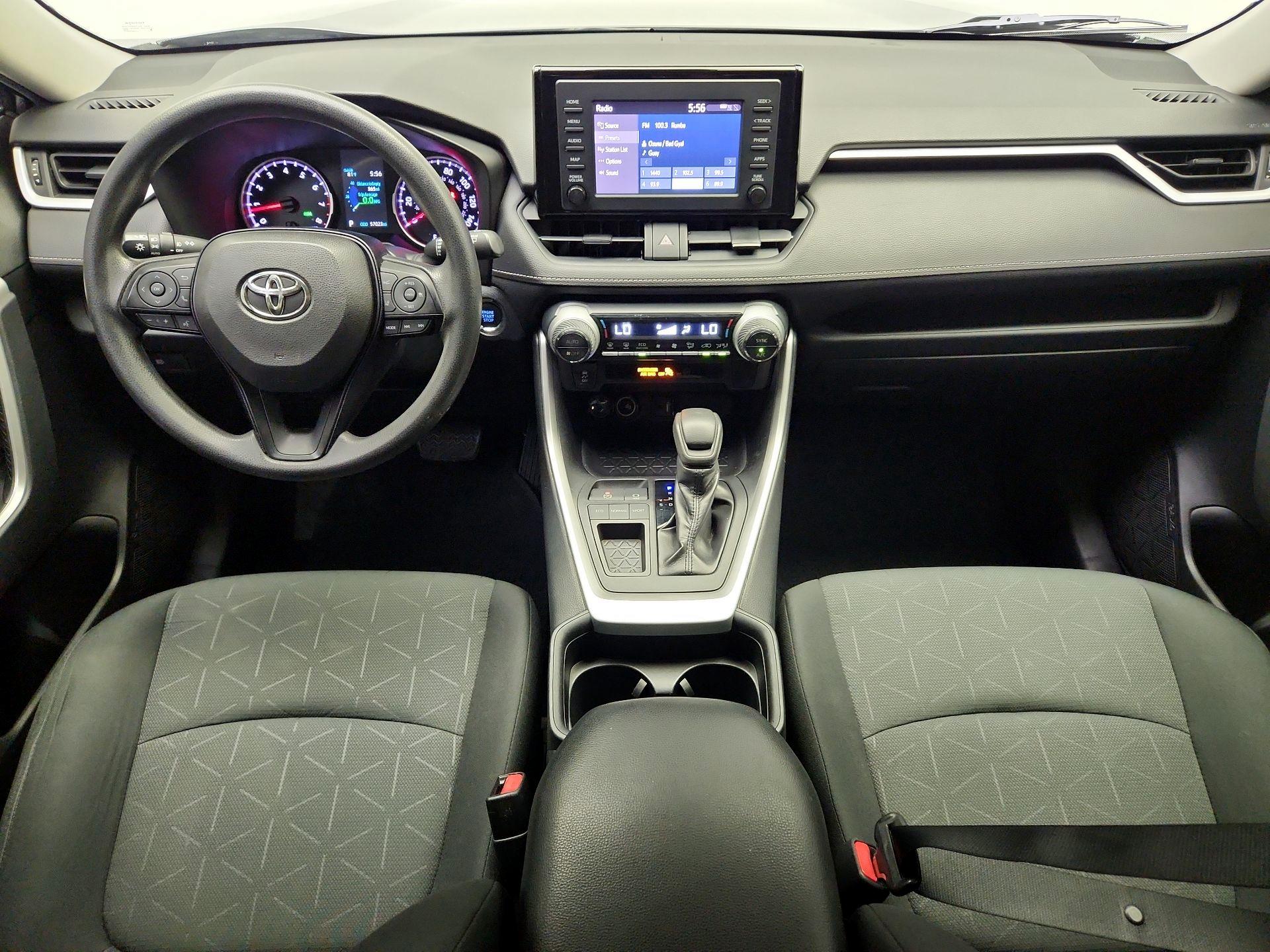 Thumbnail: 2019 Toyota RAV4 - 9
