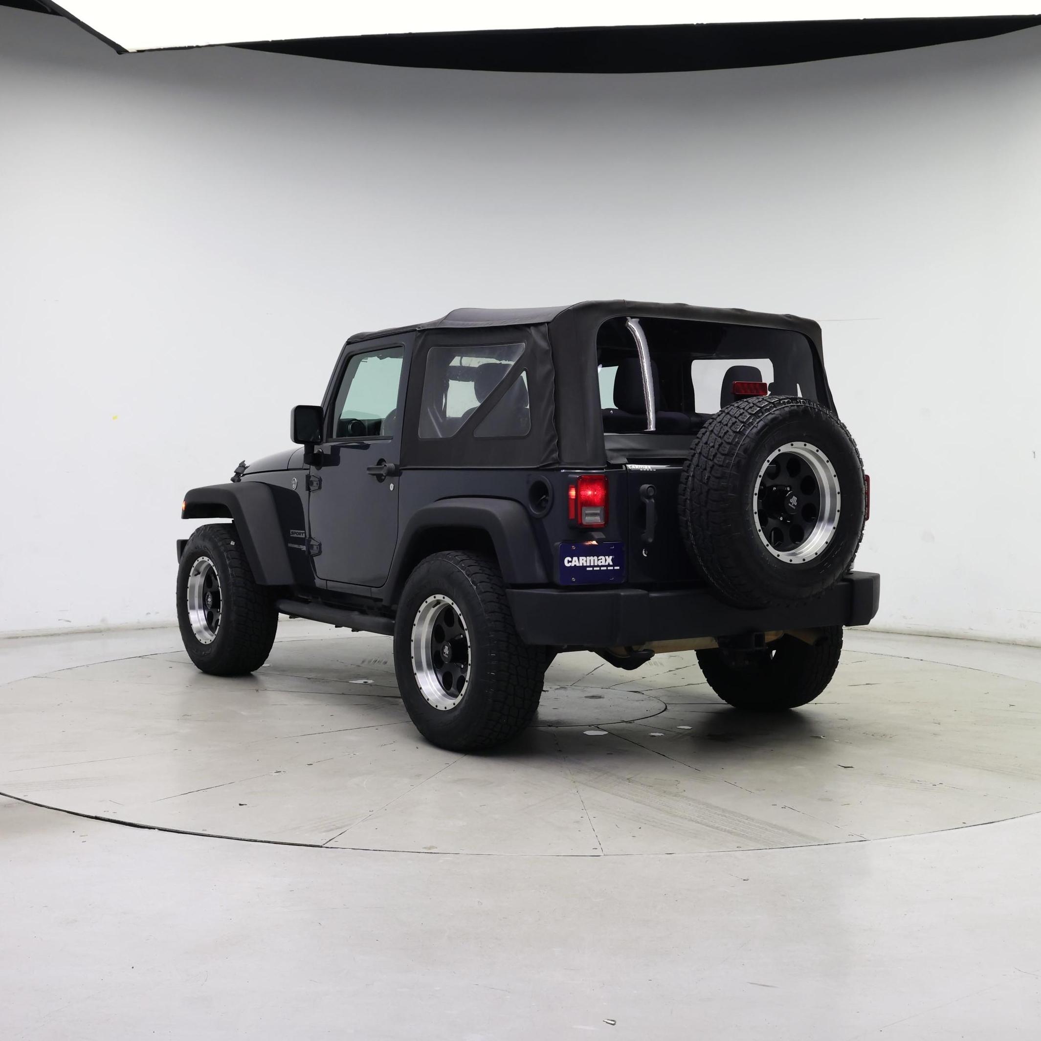 Thumbnail: 2018 Jeep Wrangler - 2