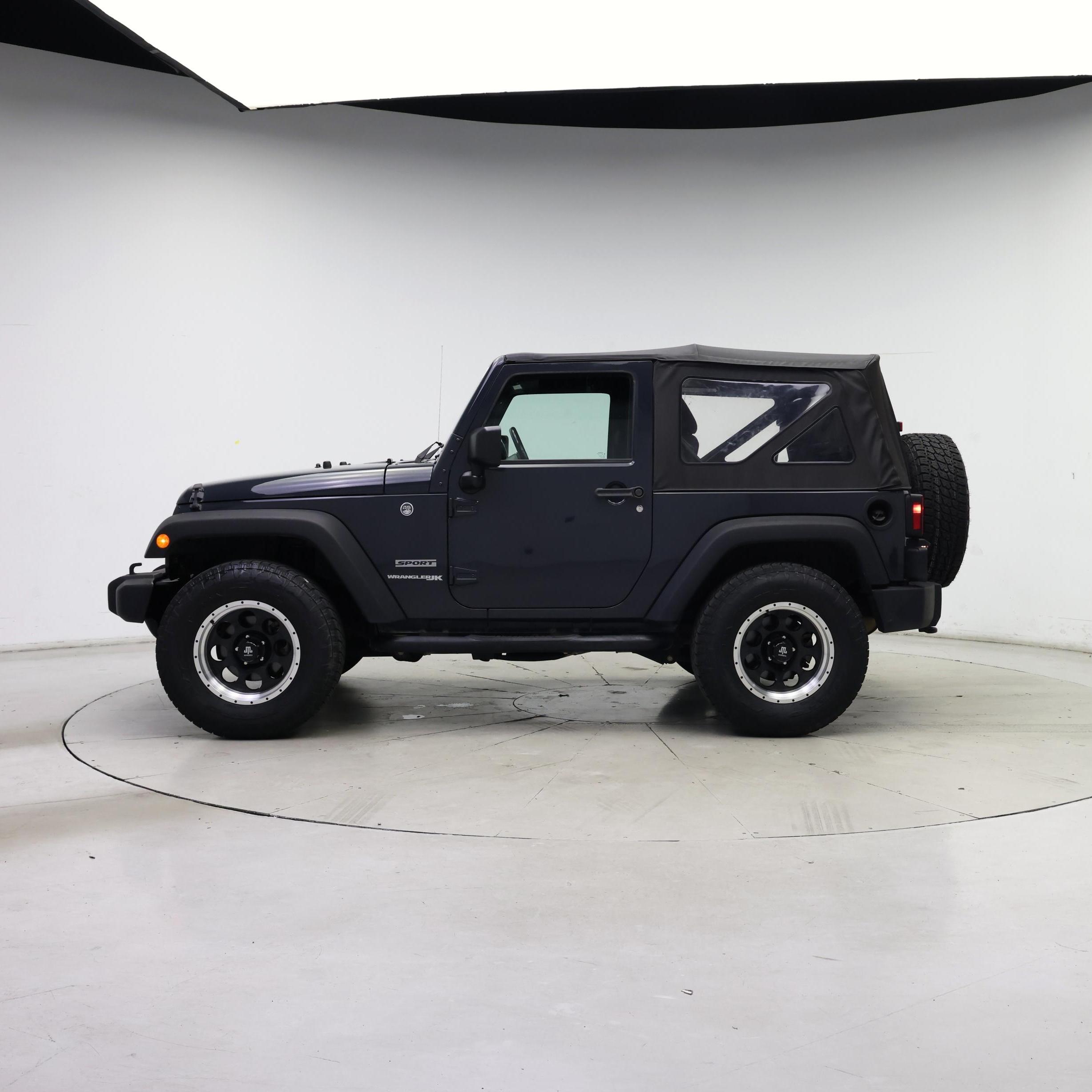 Thumbnail: 2018 Jeep Wrangler - 3
