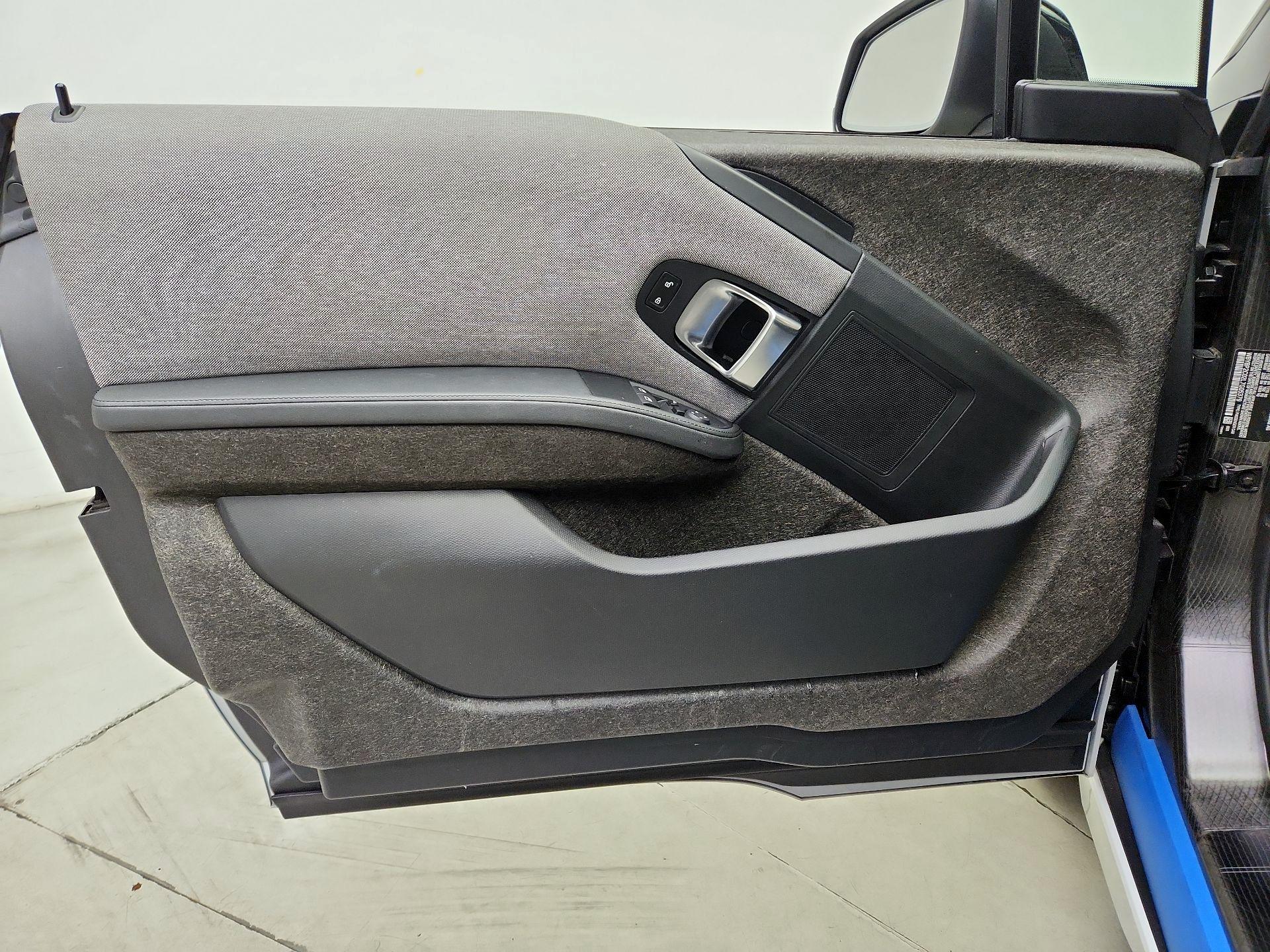 Thumbnail: 2020 BMW i3 - 12