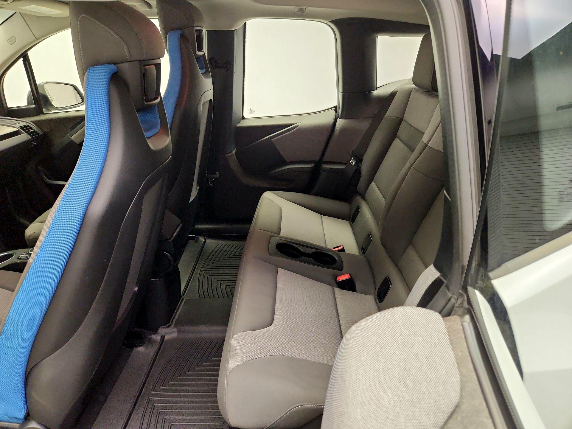 Thumbnail: 2020 BMW i3 - 18