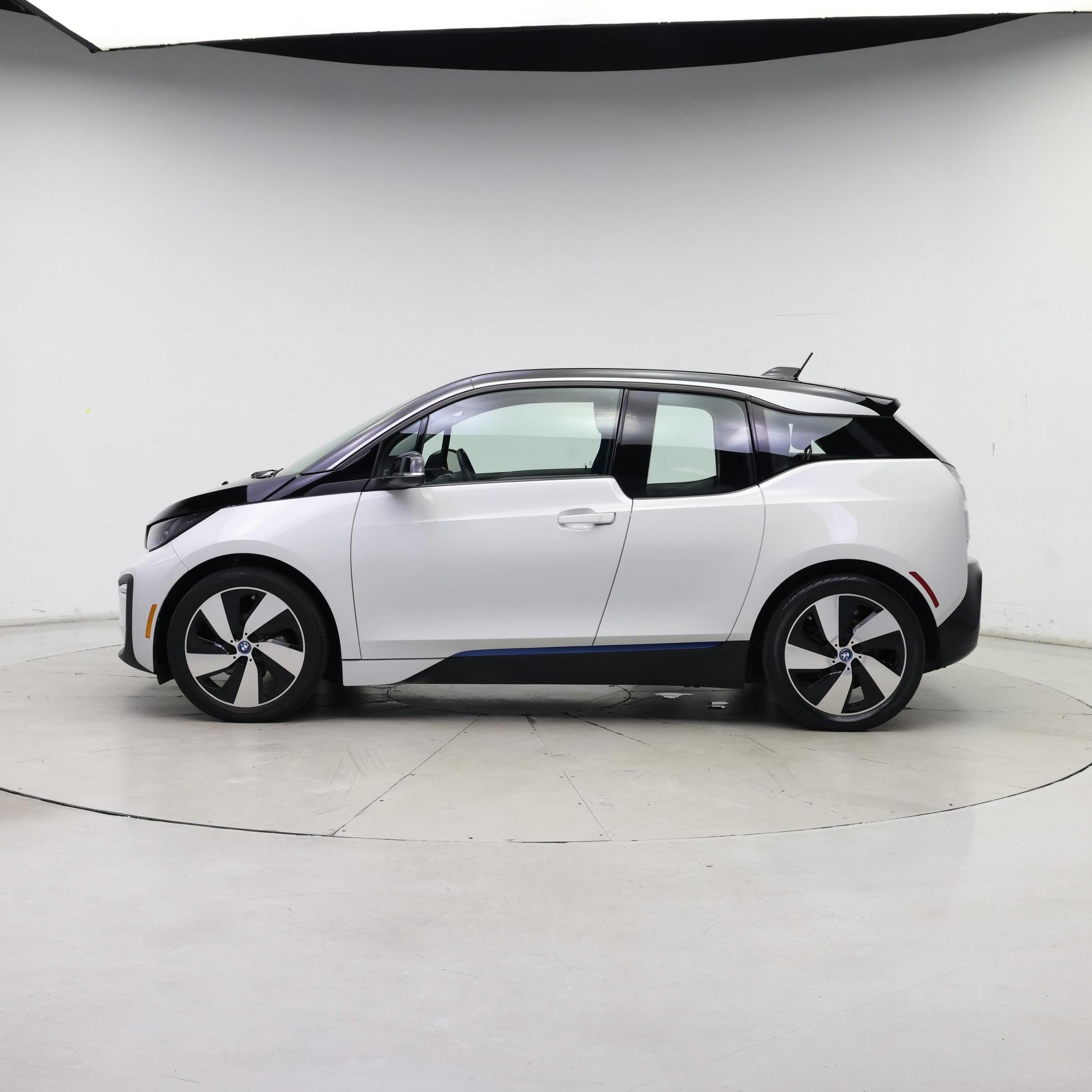 Thumbnail: 2020 BMW i3 - 3