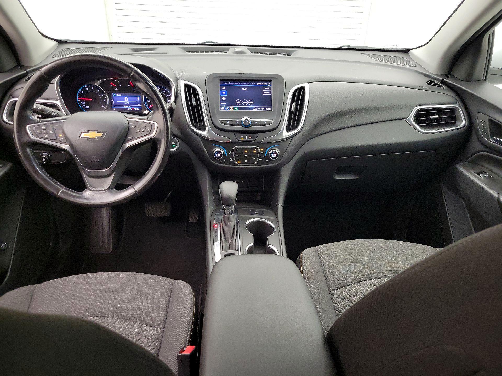 Thumbnail: 2022 Chevrolet Equinox - 9