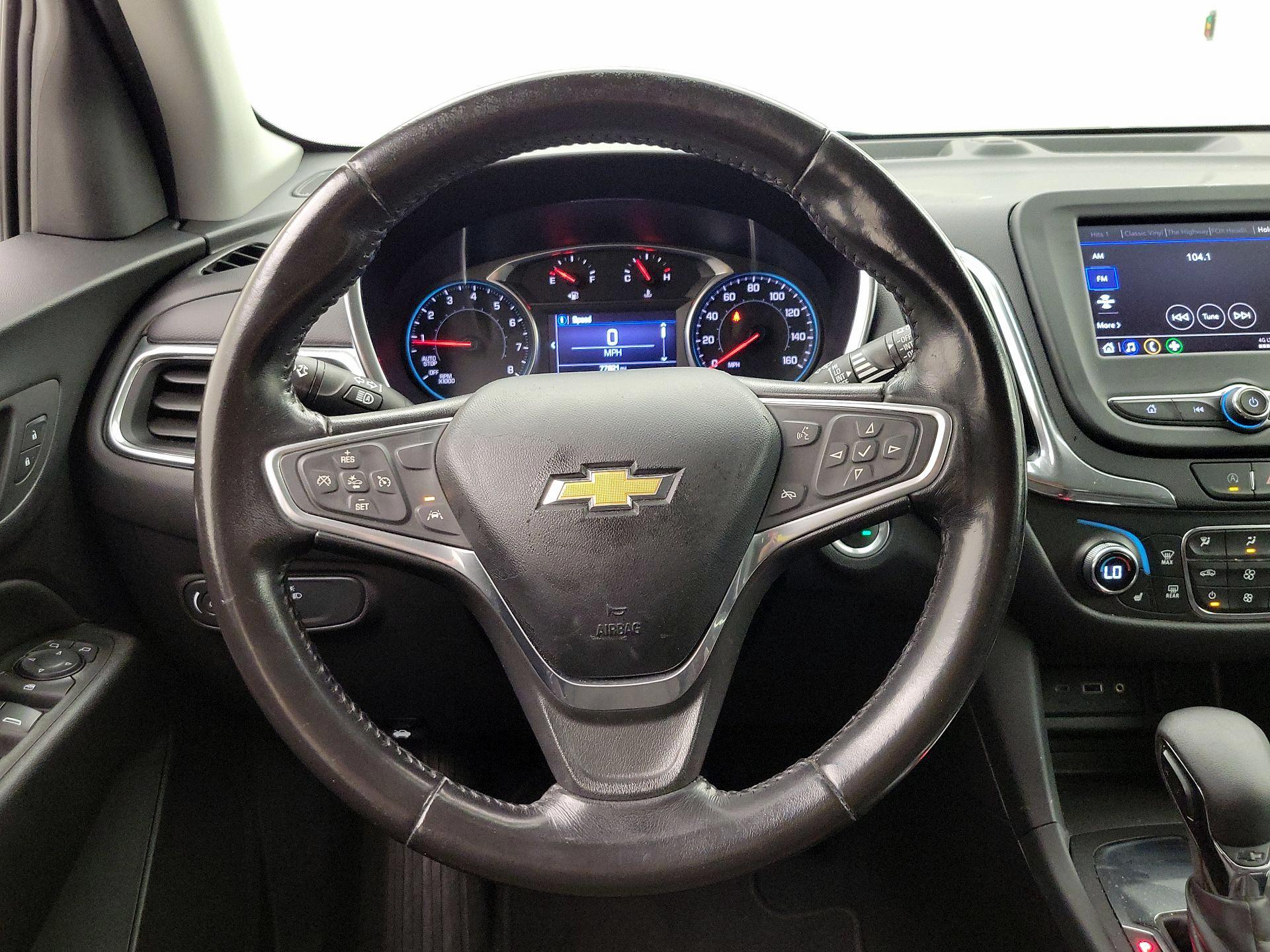 Thumbnail: 2022 Chevrolet Equinox - 10