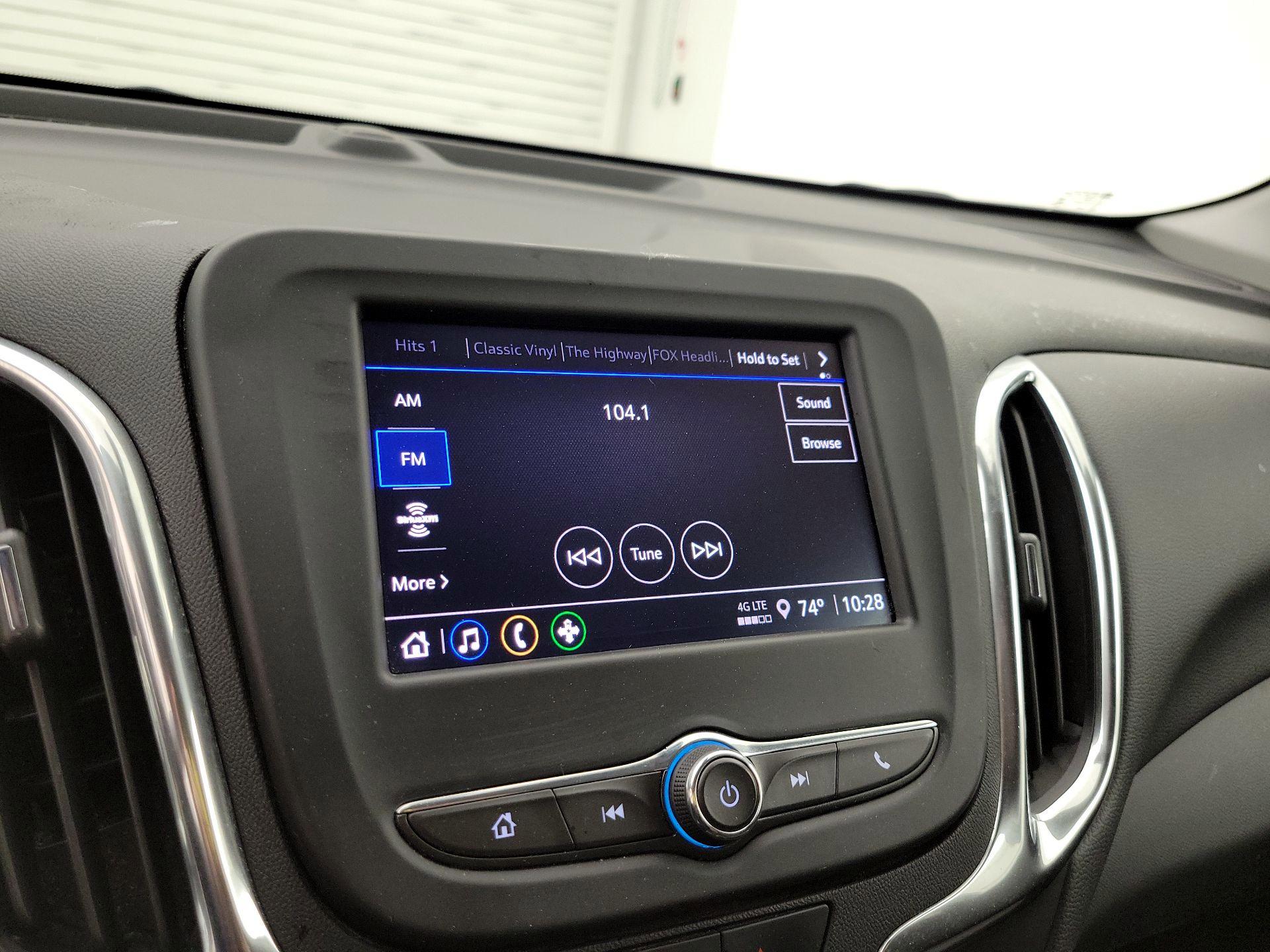 Thumbnail: 2022 Chevrolet Equinox - 15