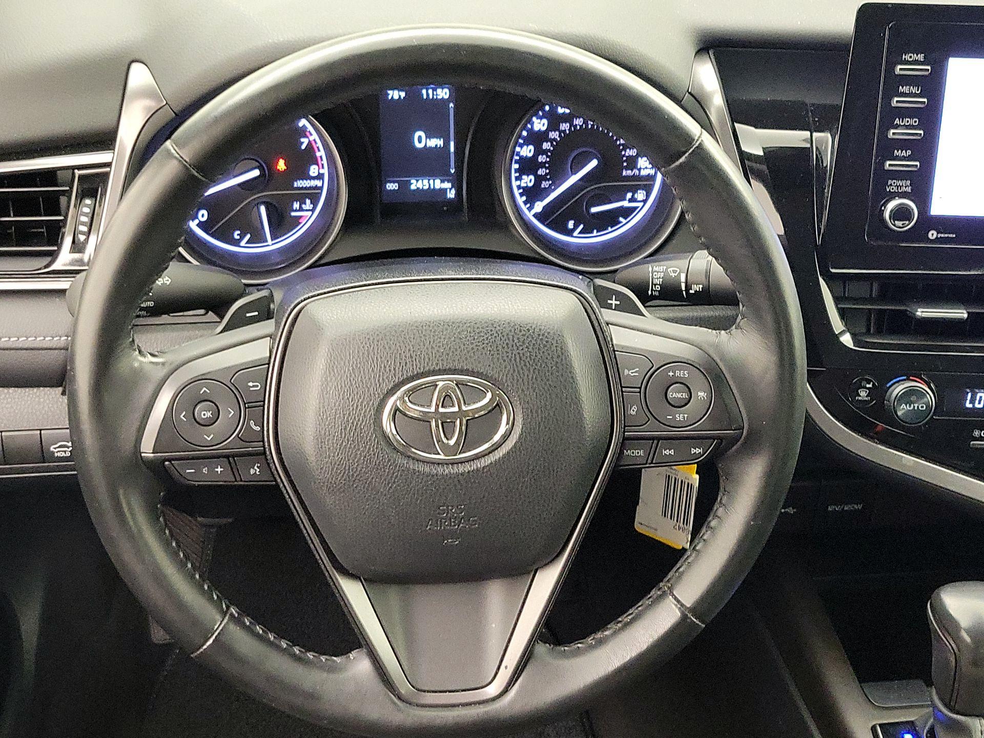 Thumbnail: 2023 Toyota Camry - 10