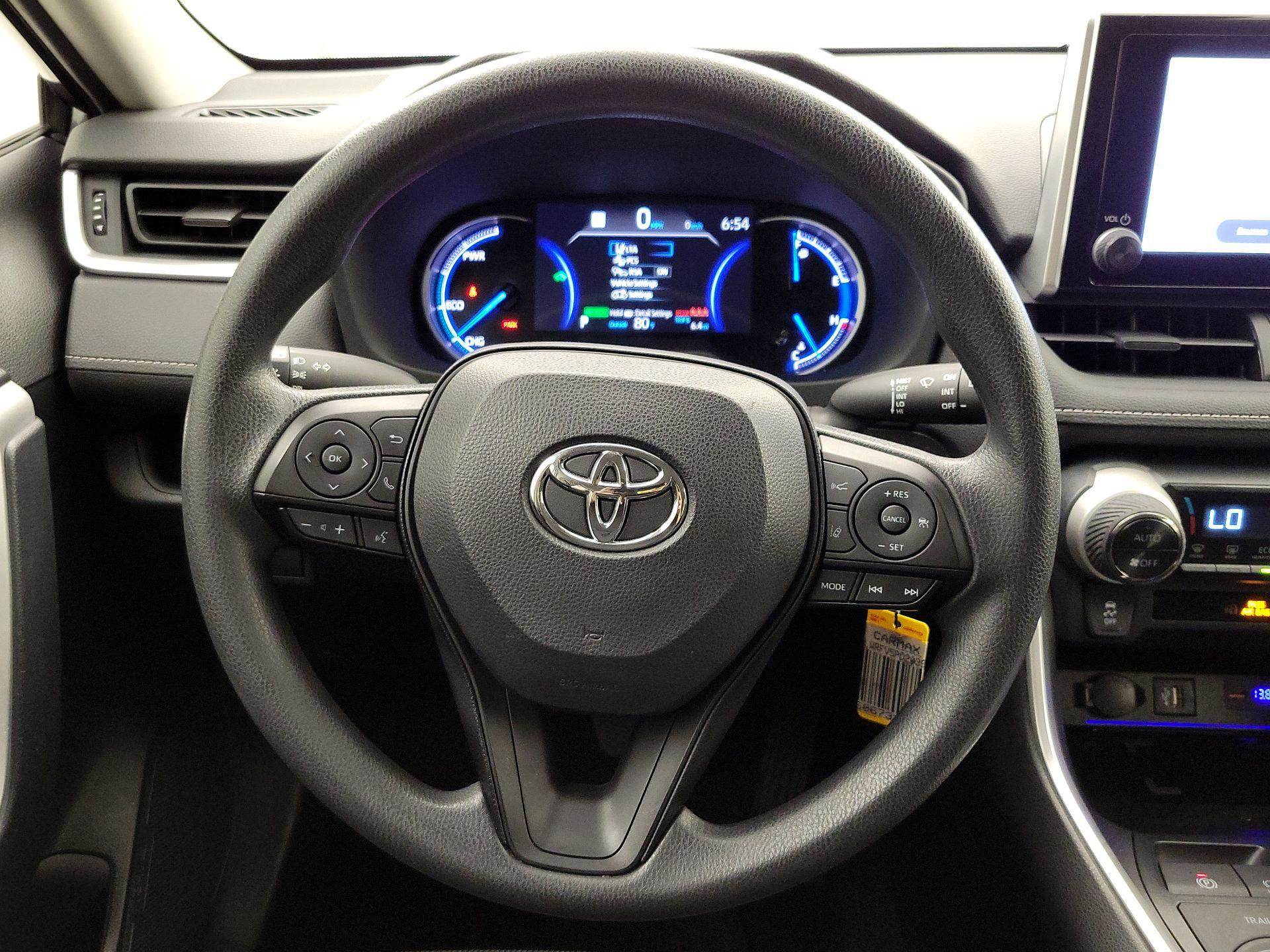 Thumbnail: 2023 Toyota RAV4 - 10