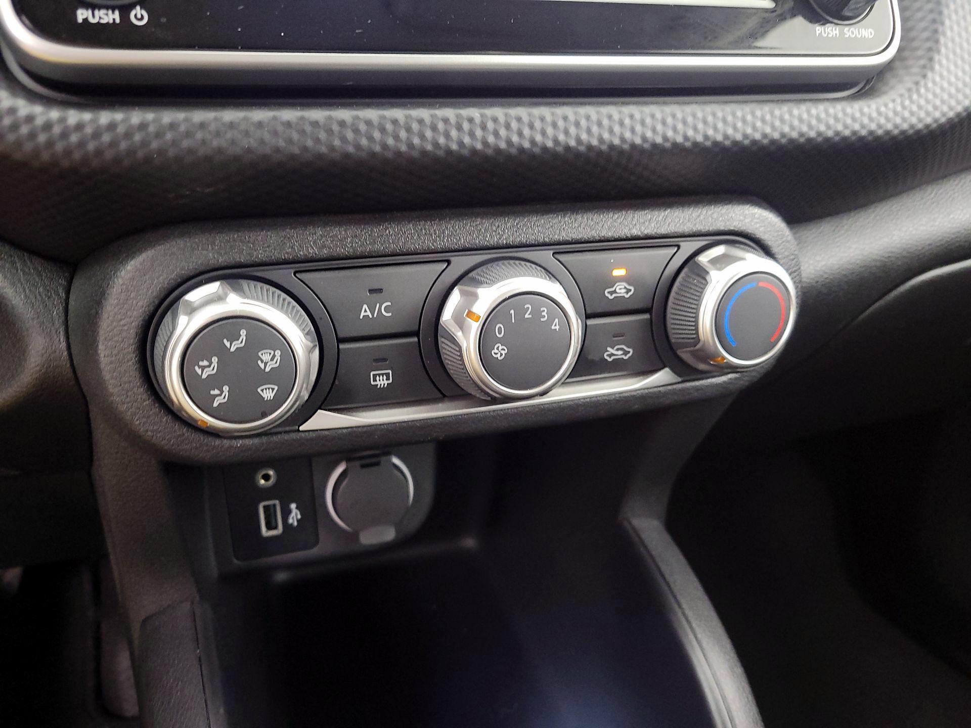 Thumbnail: 2024 Nissan Kicks - 16