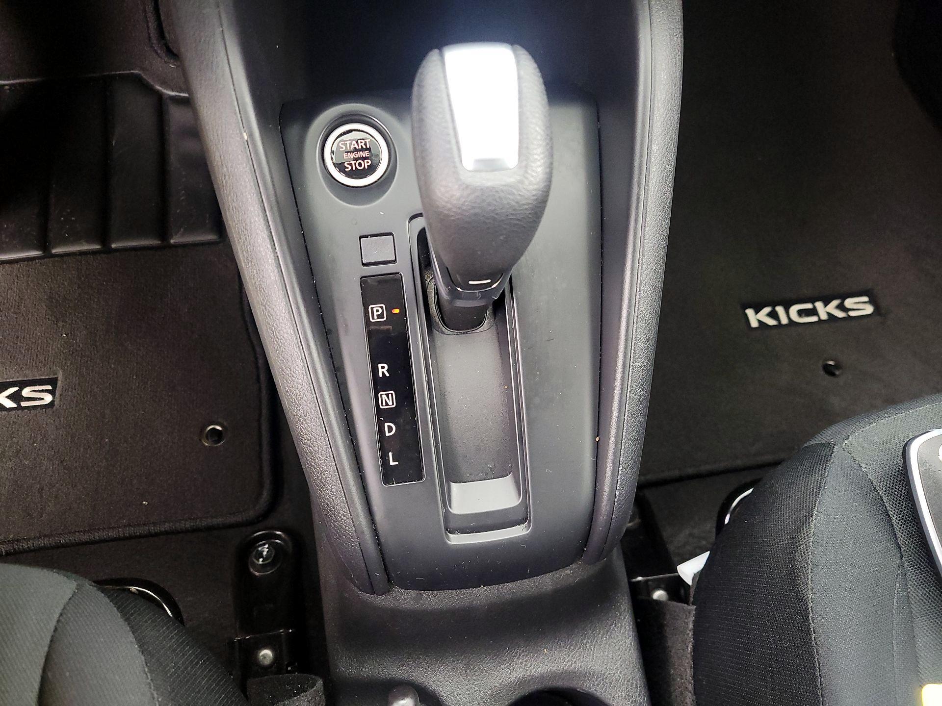 Thumbnail: 2024 Nissan Kicks - 17