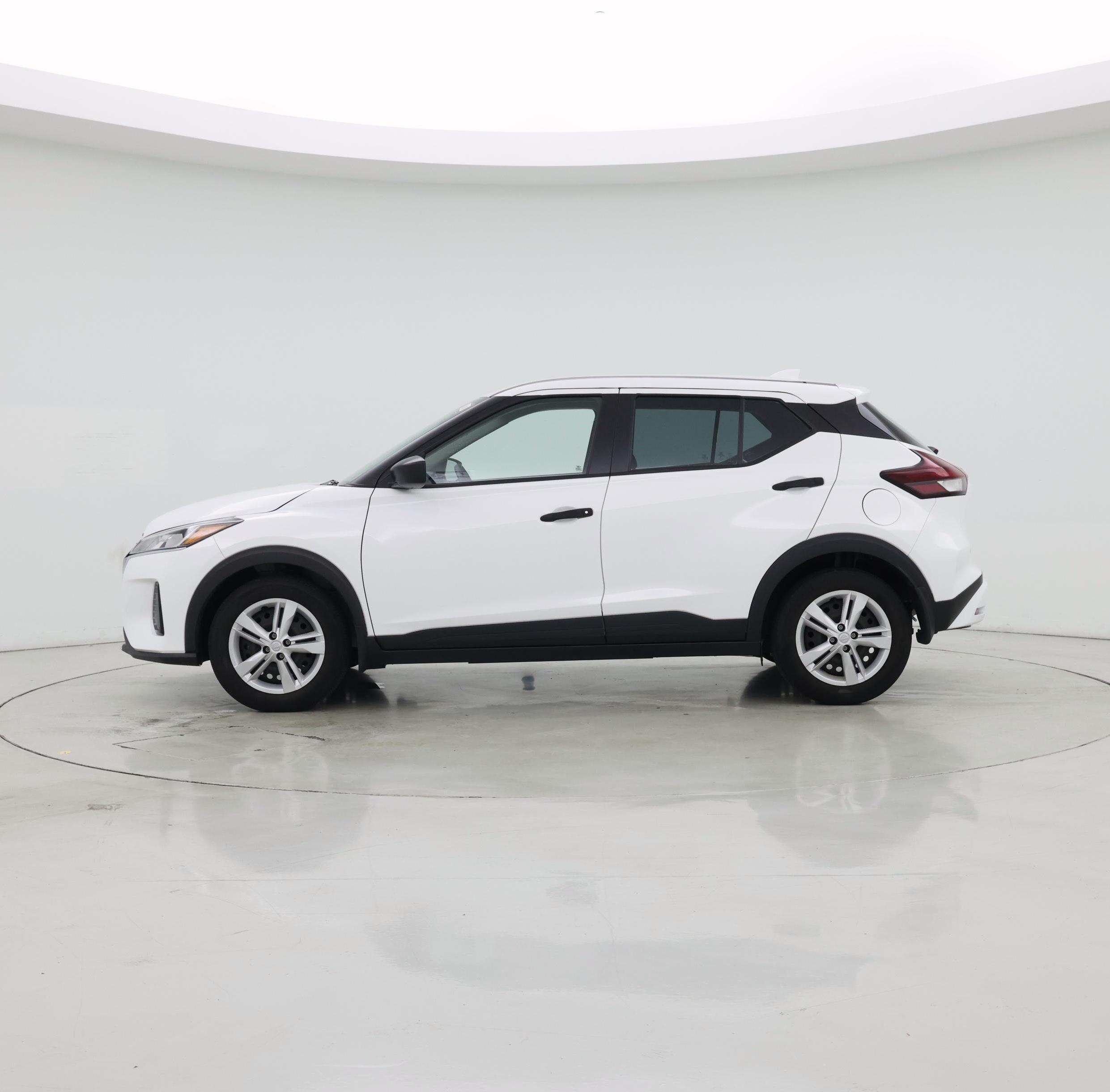 Thumbnail: 2024 Nissan Kicks - 3