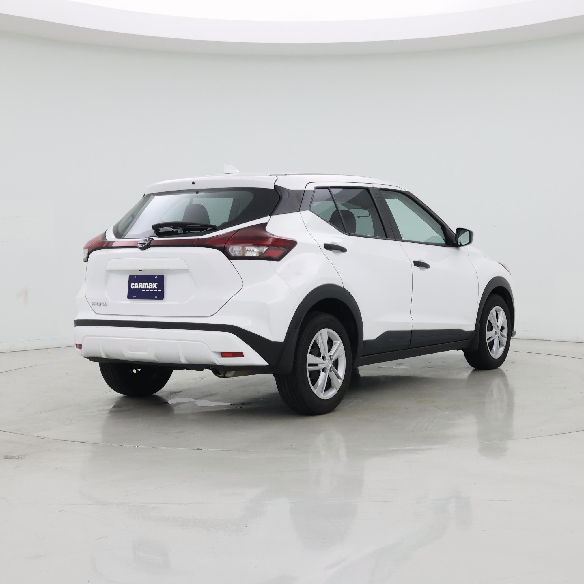 Thumbnail: 2024 Nissan Kicks - 8