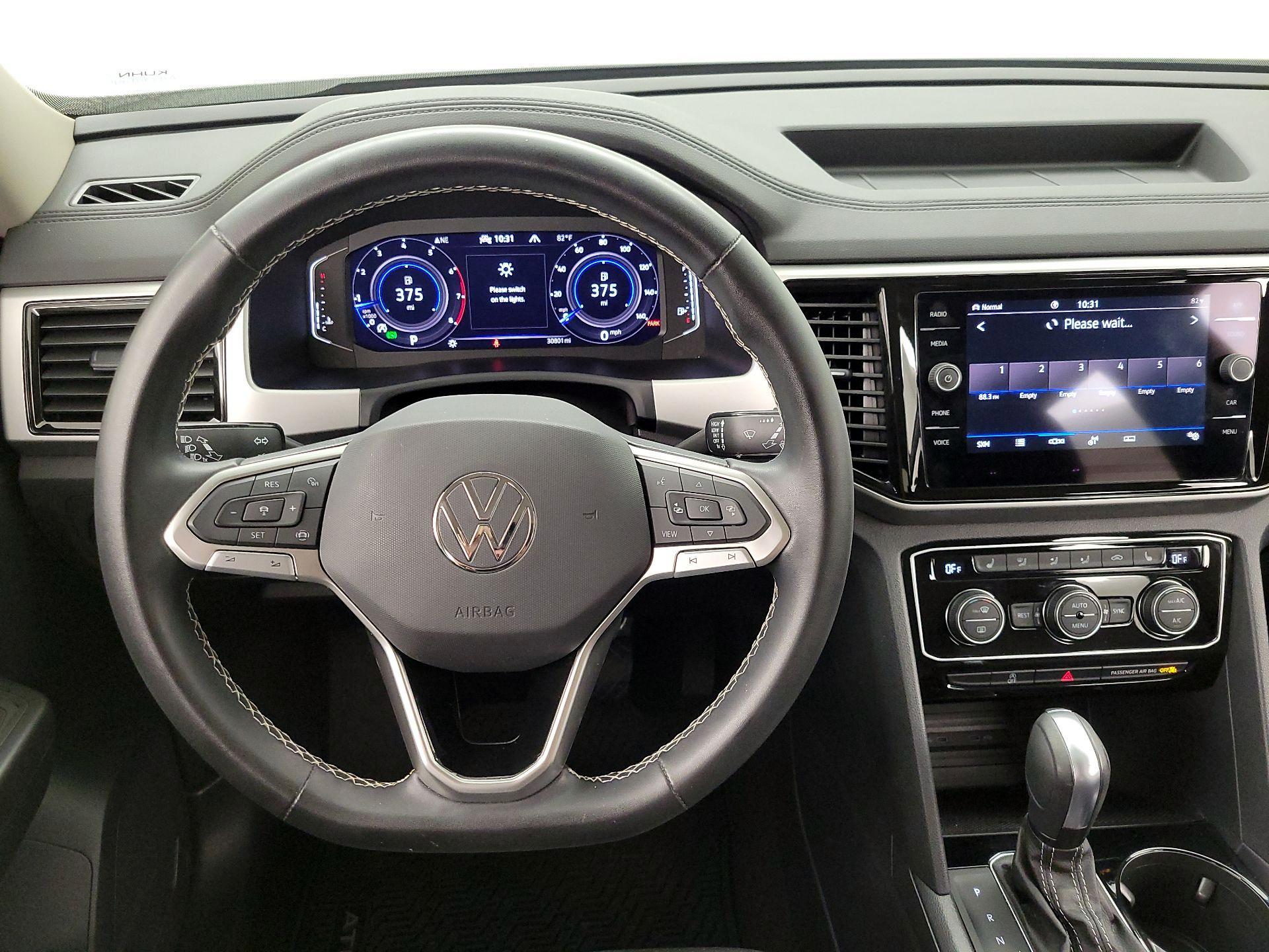 Thumbnail: 2022 Volkswagen Atlas - 10