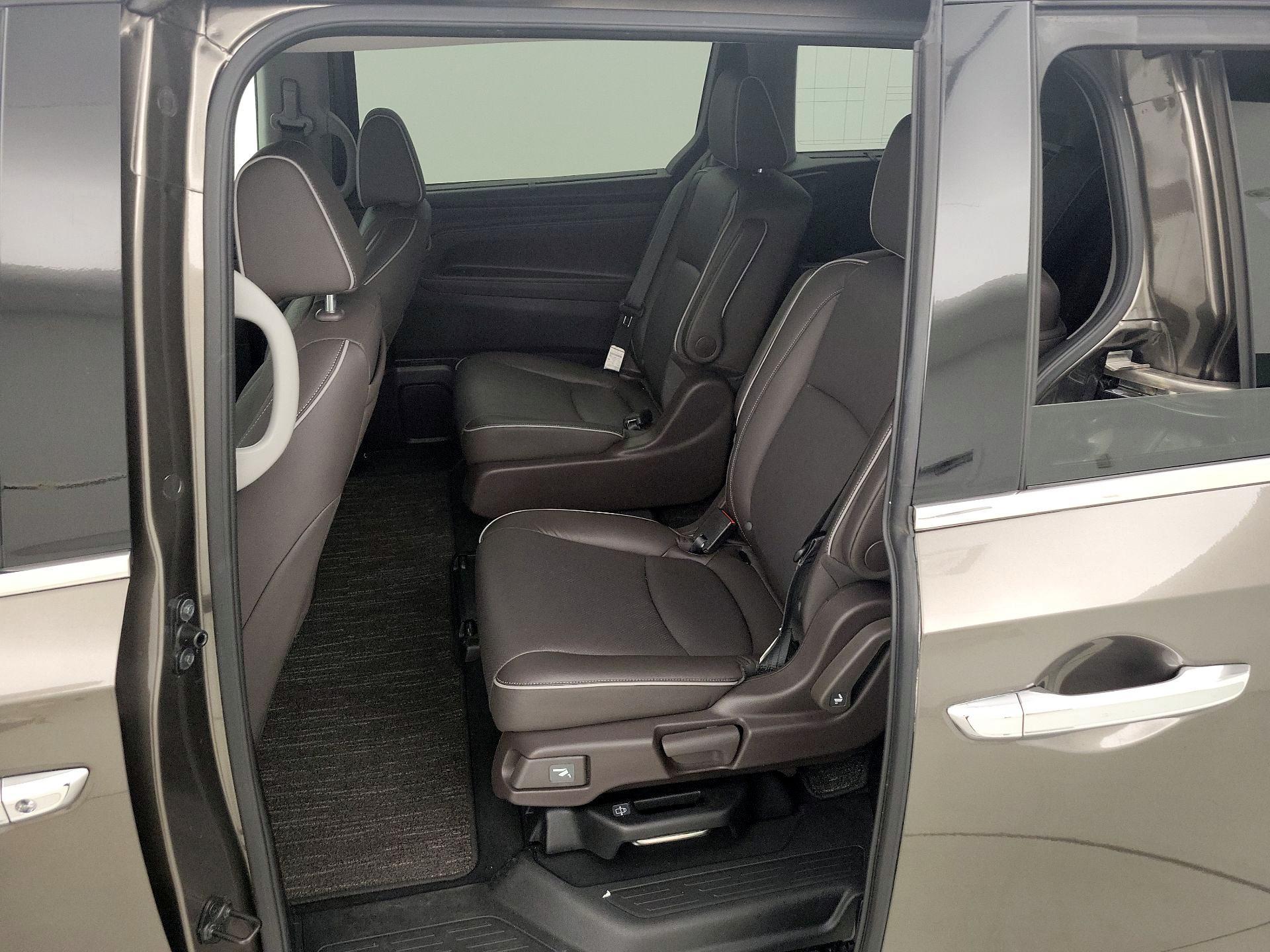 Thumbnail: 2023 Honda Odyssey - 20