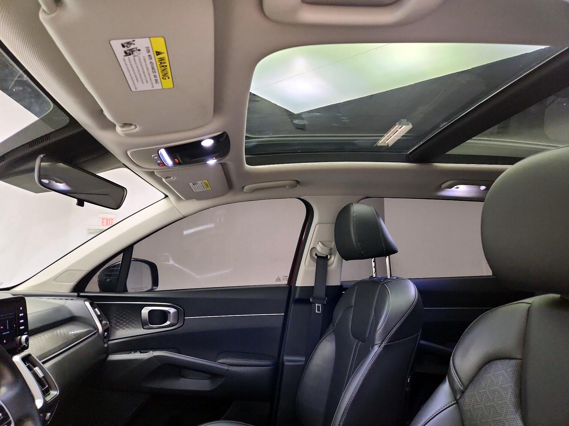 Thumbnail: 2023 Kia Sorento - 20