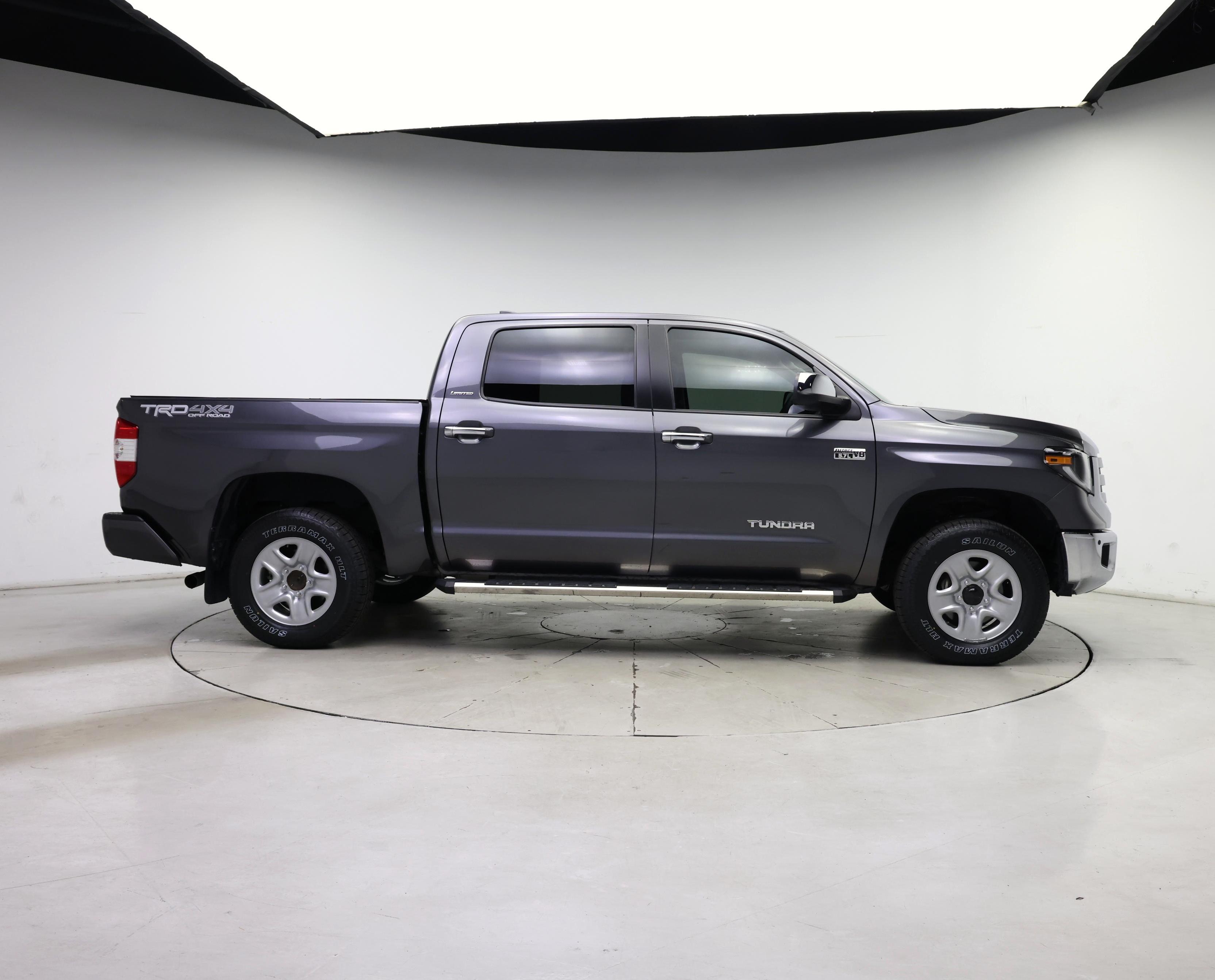 Thumbnail: 2021 Toyota Tundra - 7