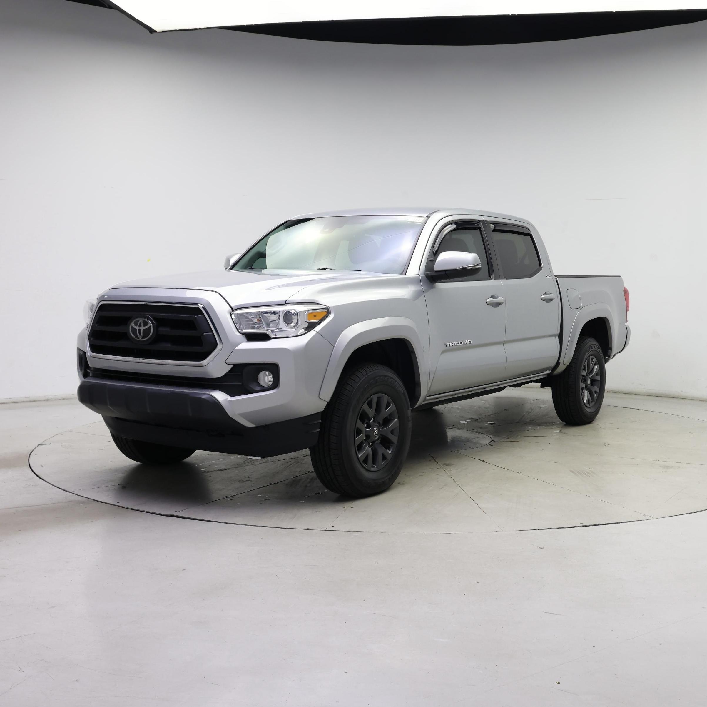 Thumbnail: 2022 Toyota Tacoma - 4
