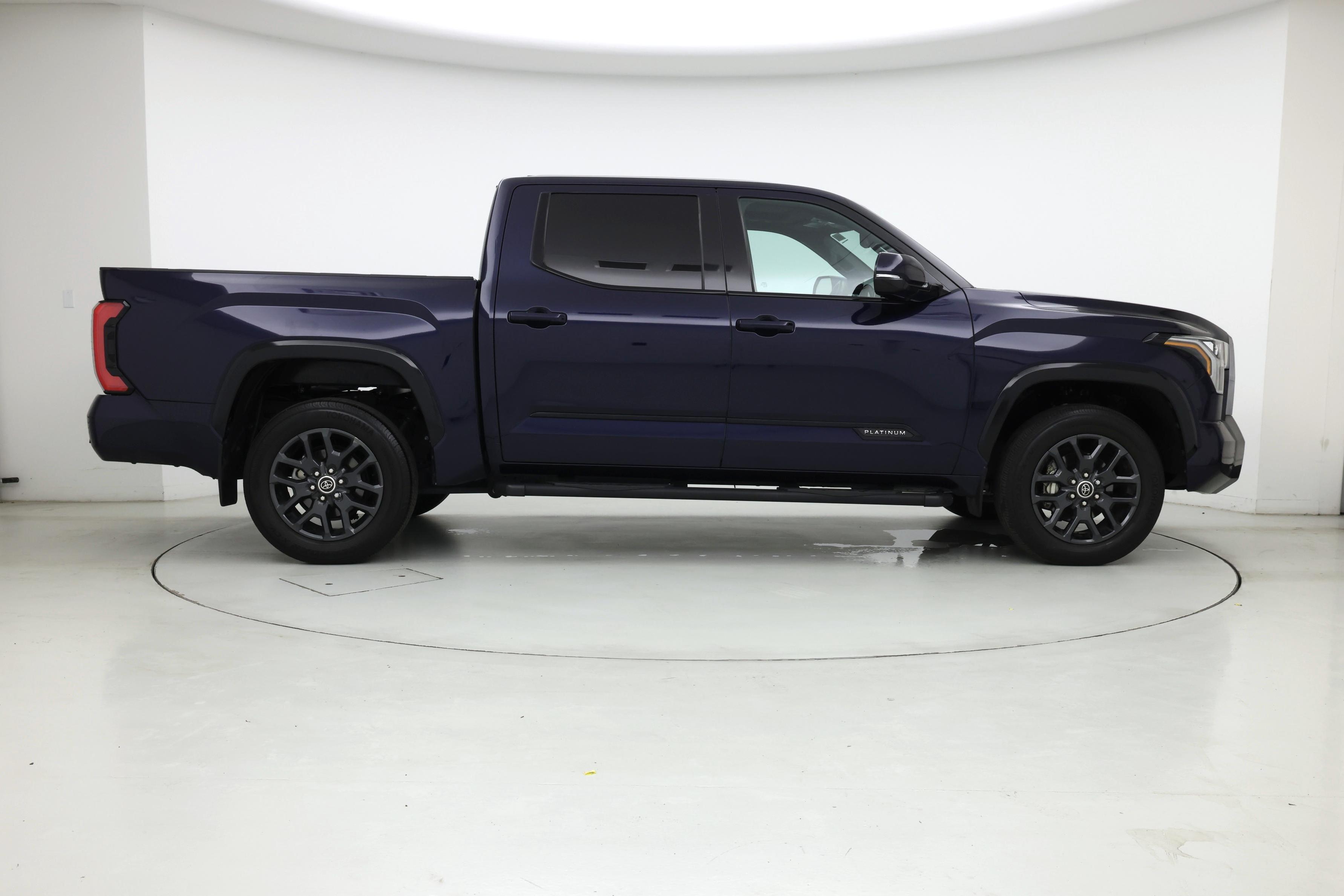 Thumbnail: 2023 Toyota Tundra - 7