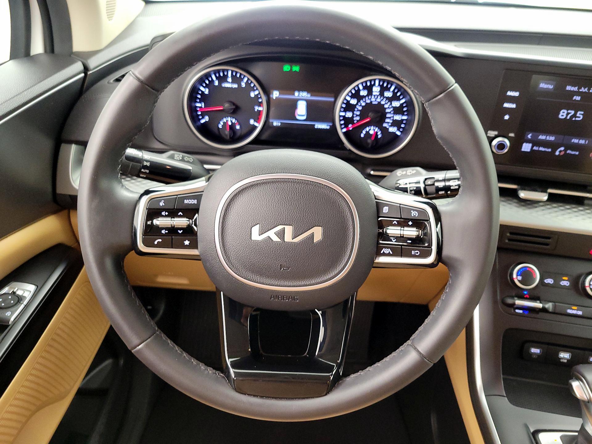 Thumbnail: 2024 Kia Carnival - 10
