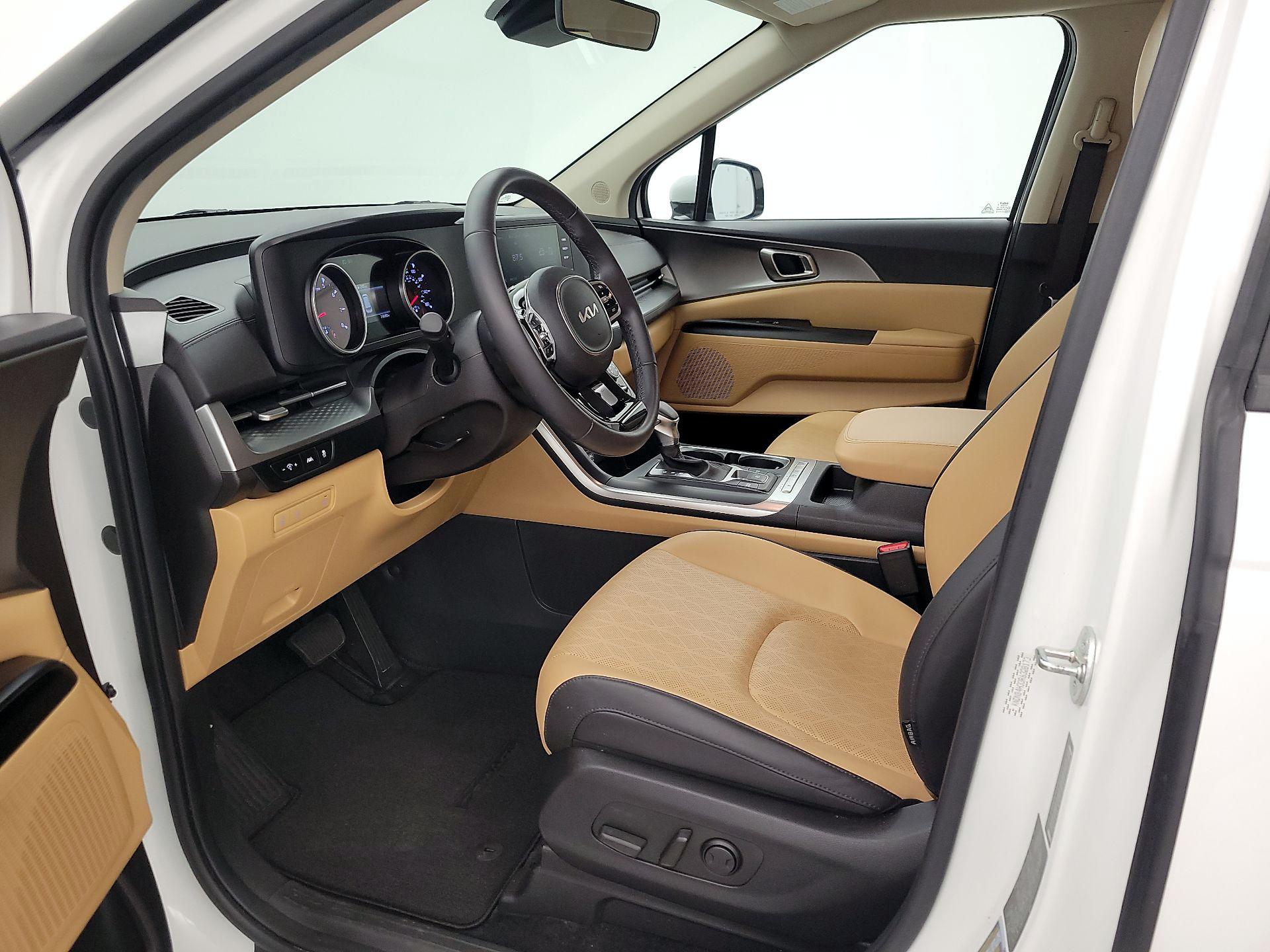 Thumbnail: 2024 Kia Carnival - 11