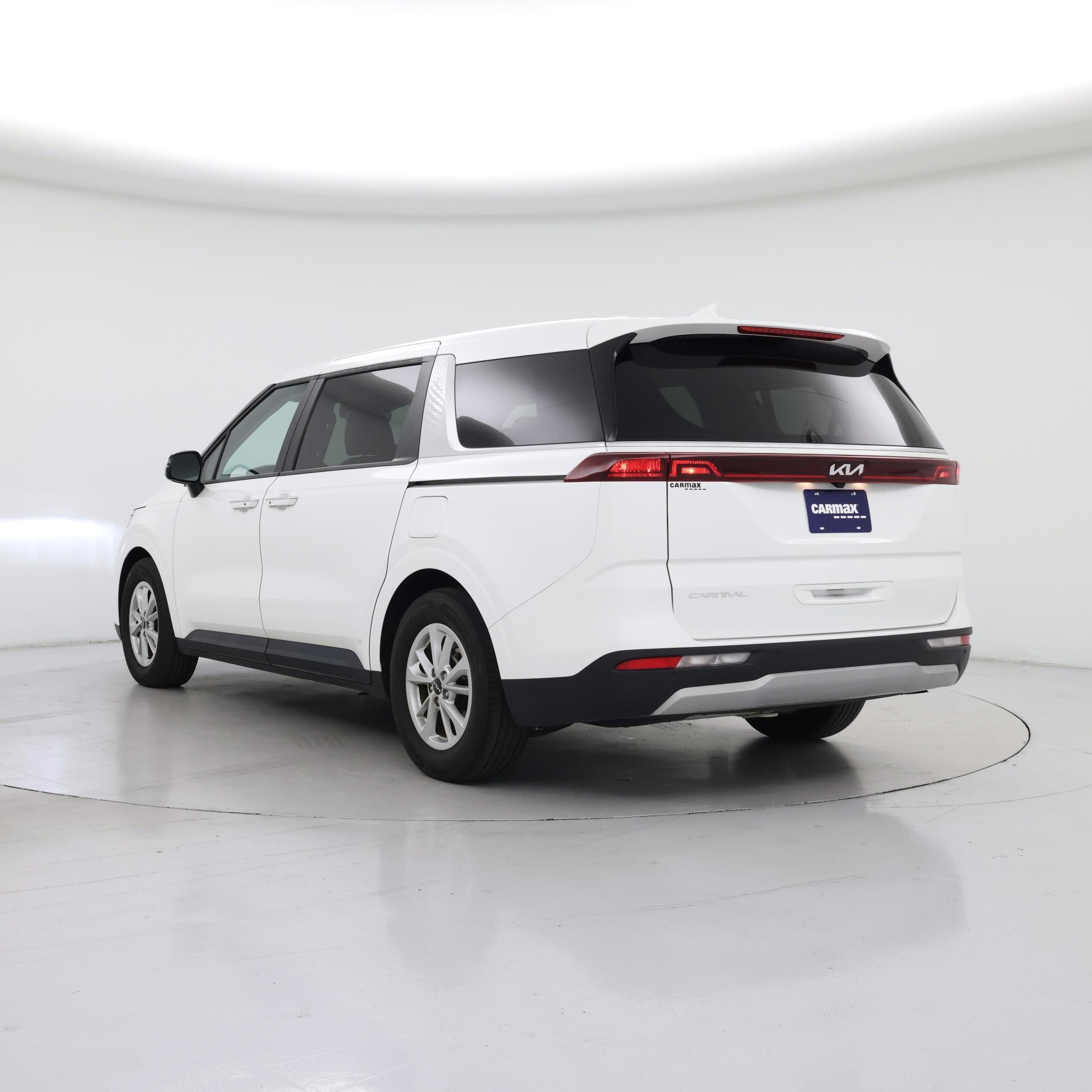 Thumbnail: 2024 Kia Carnival - 2