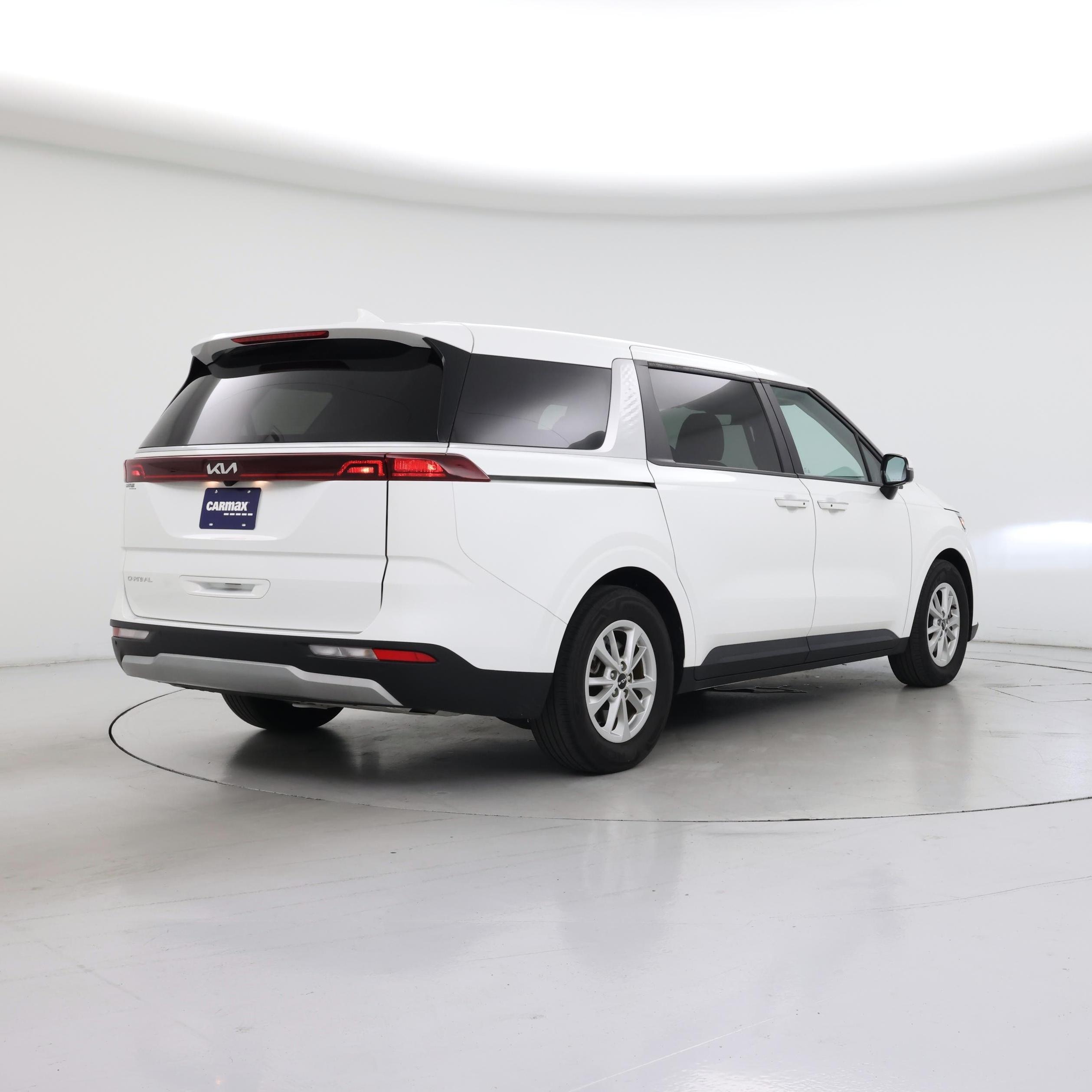 Thumbnail: 2024 Kia Carnival - 8