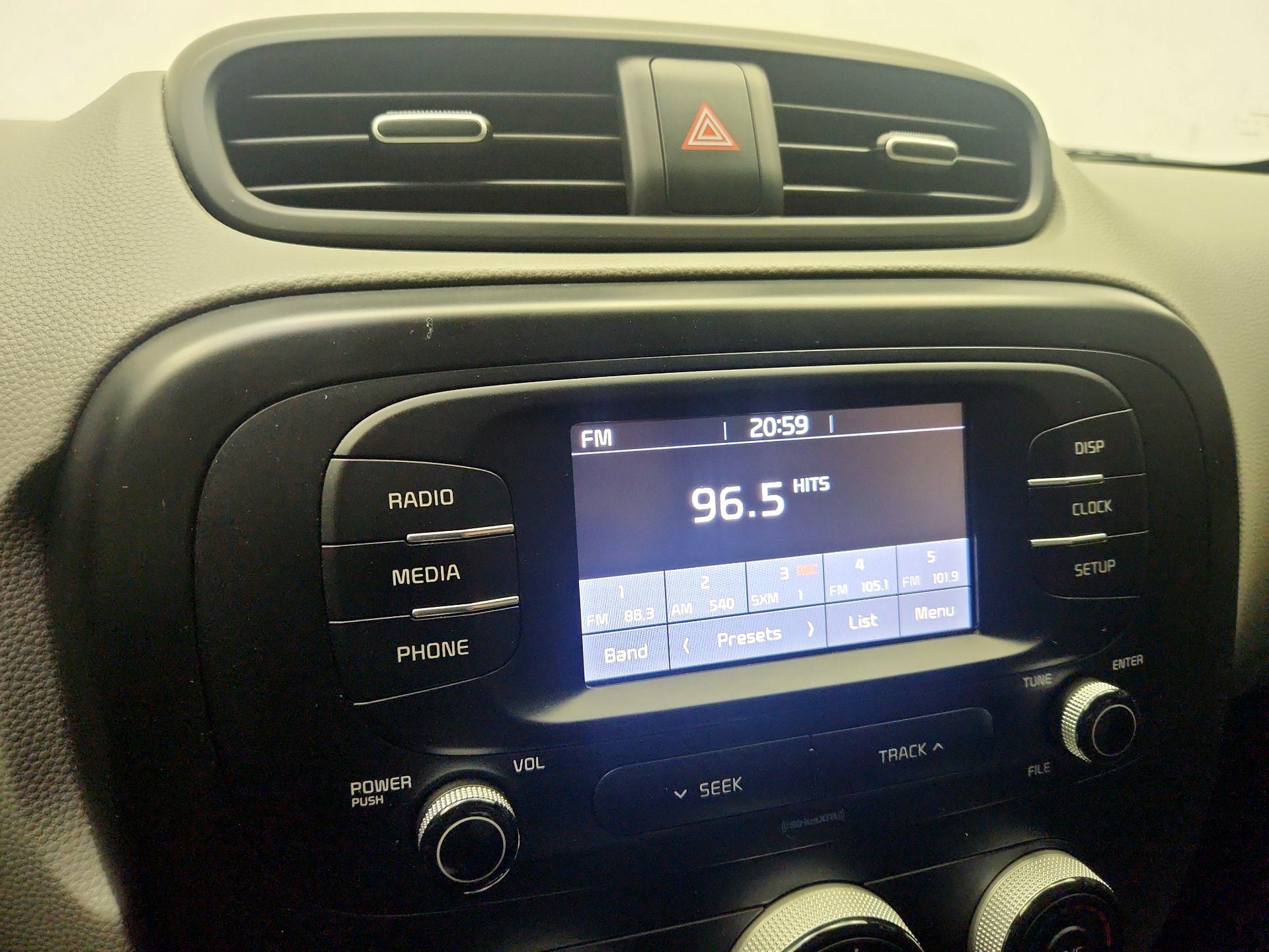 Thumbnail: 2019 Kia Soul - 15