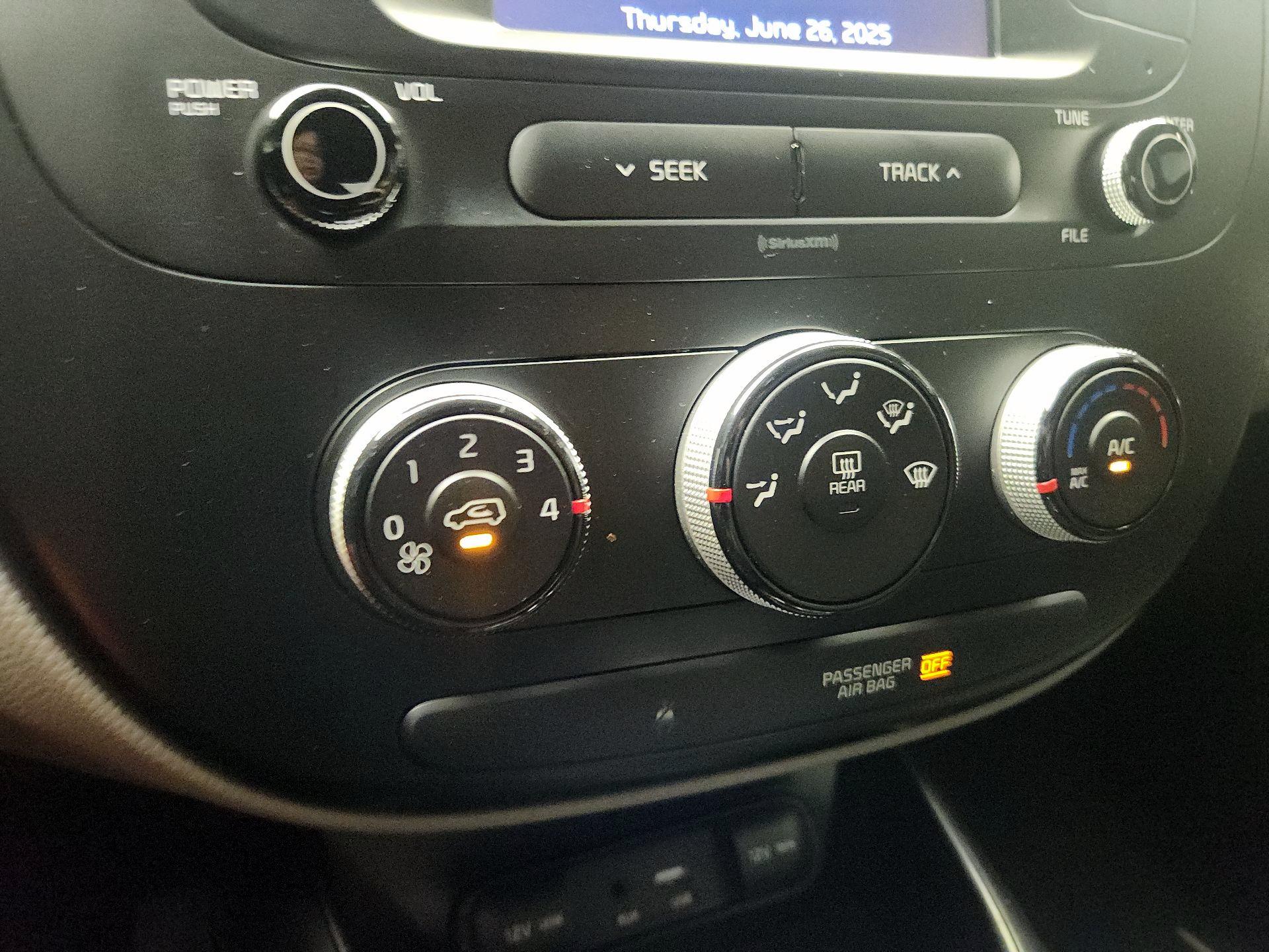 Thumbnail: 2019 Kia Soul - 16