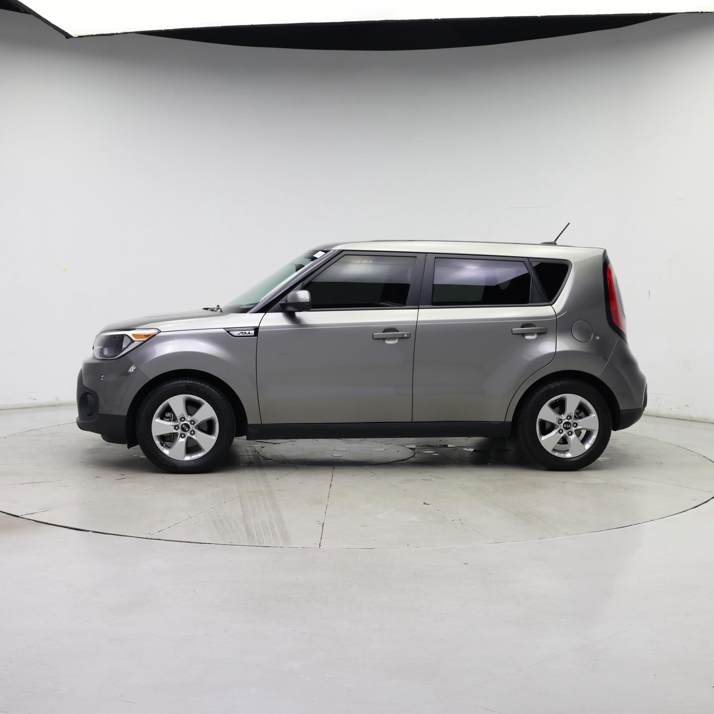 Thumbnail: 2019 Kia Soul - 3