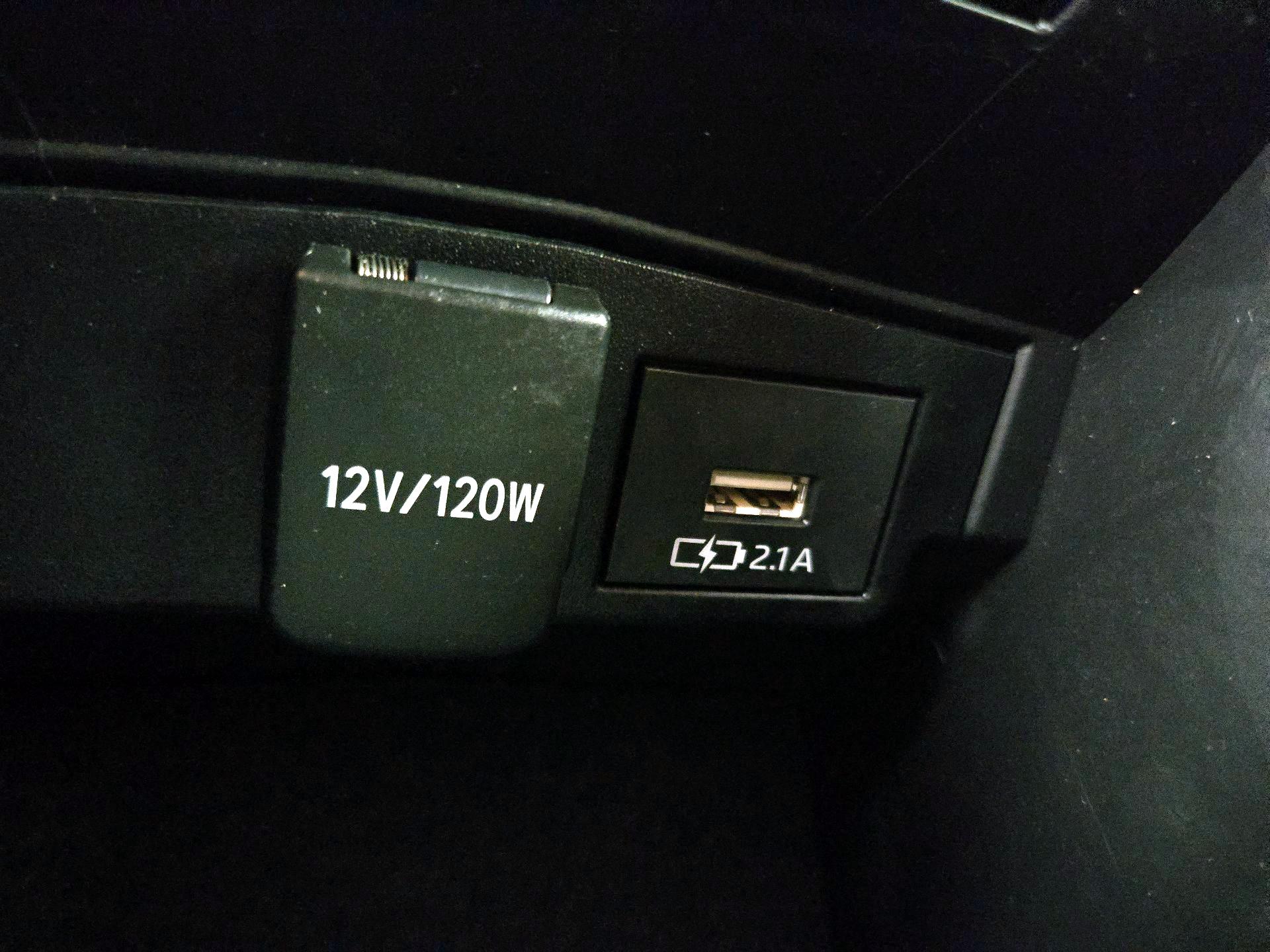 Thumbnail: 2021 Toyota Corolla - 18